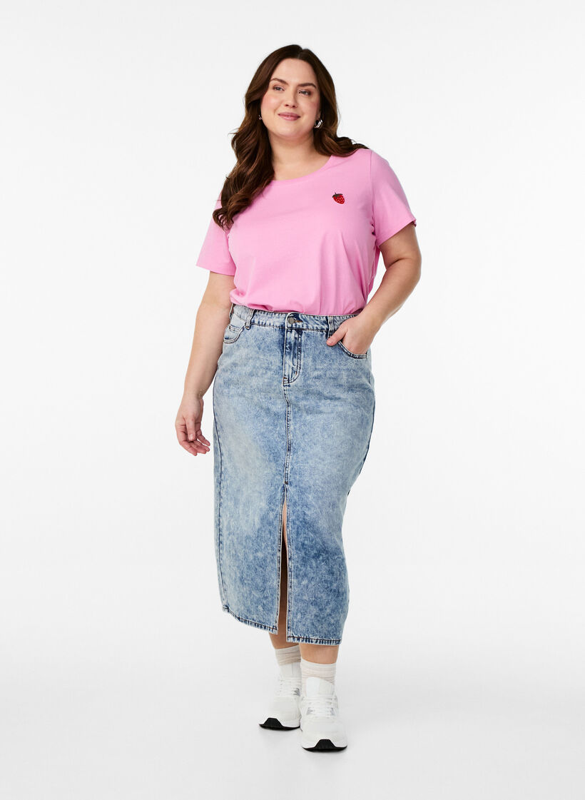 T-shirt met aardbei borduursel, Begonia P. W. Berry, Model image number 2