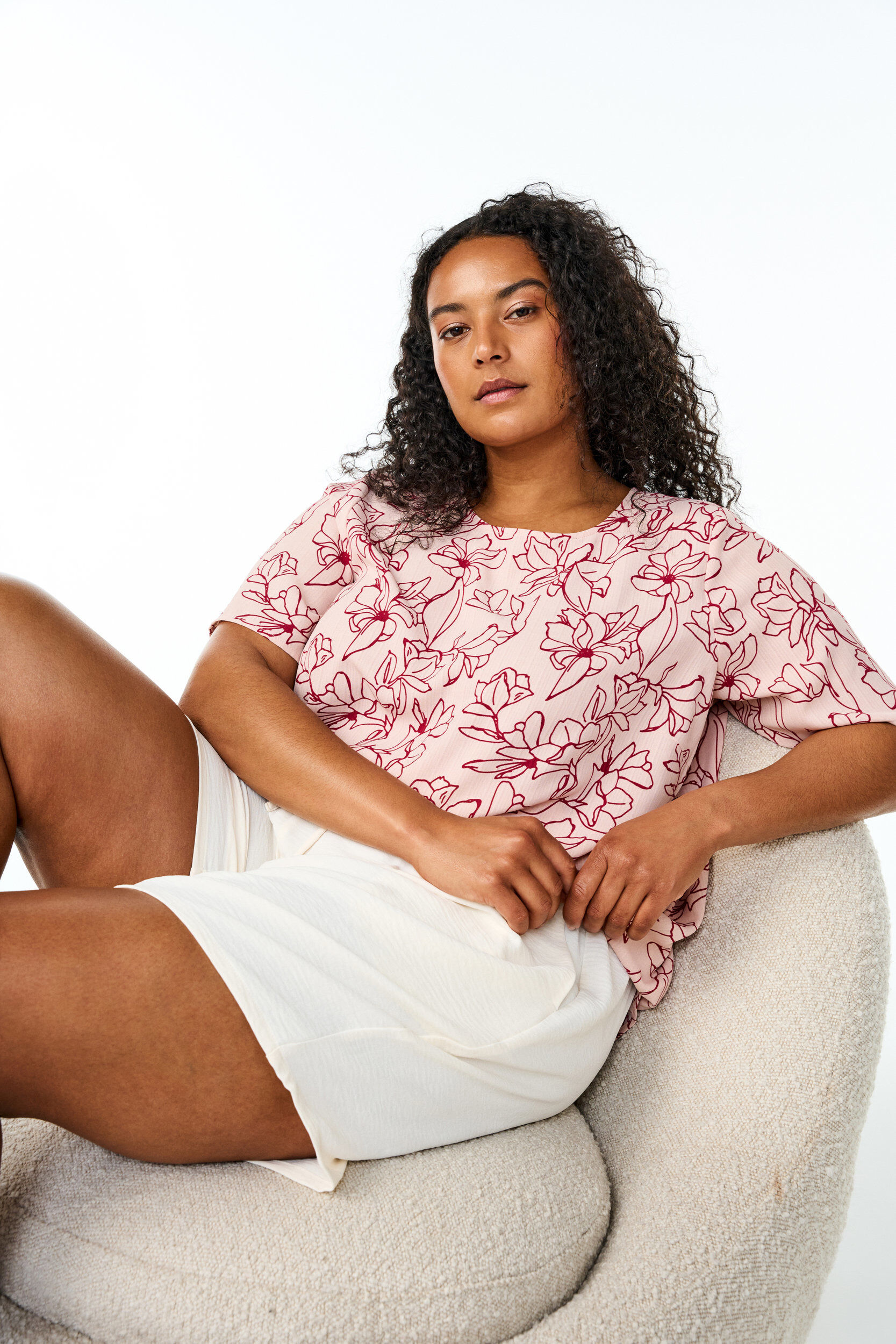 Zizzi Blouse met korte mouwen en ronde hals, Roze, Image image number 0