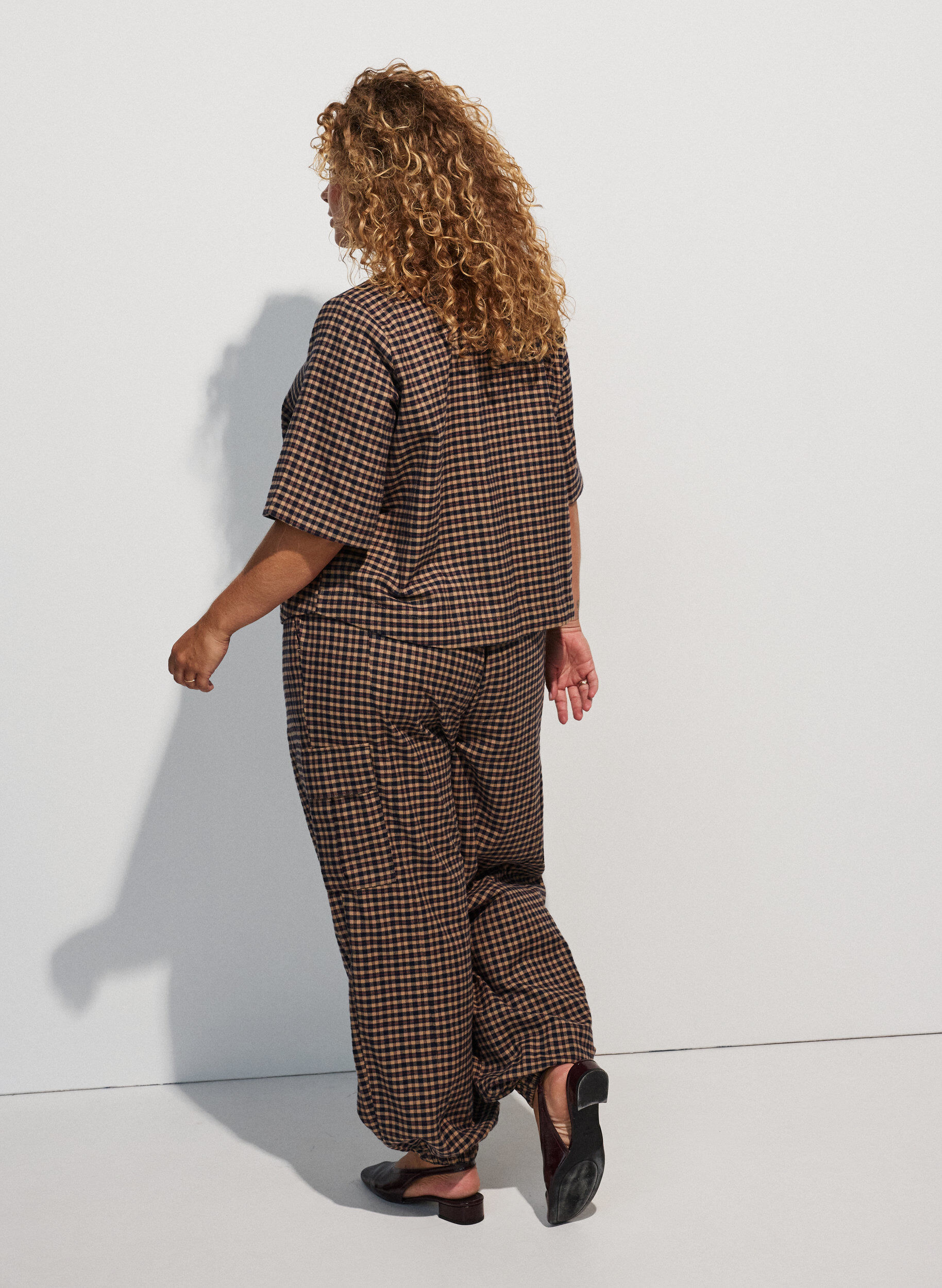 ZizziGeruite blouse met borstzakken, Bruin, Model image number 2