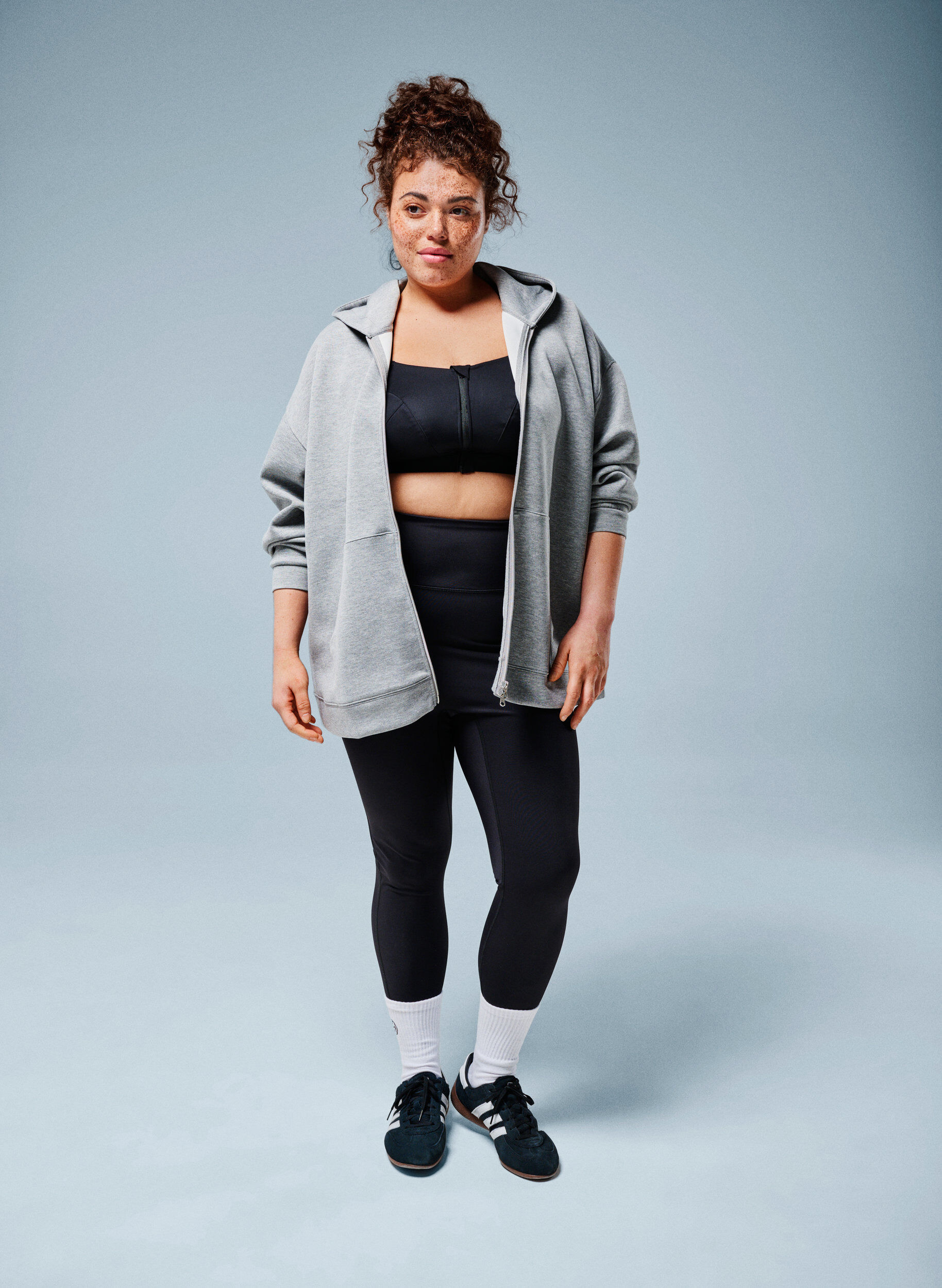 Zizzi CORE, Squat-proof training panties met zak, Zwart, Image image number 0