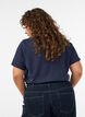 Kerst T-shirt van biologisch katoen, Blauw, Model image number 2