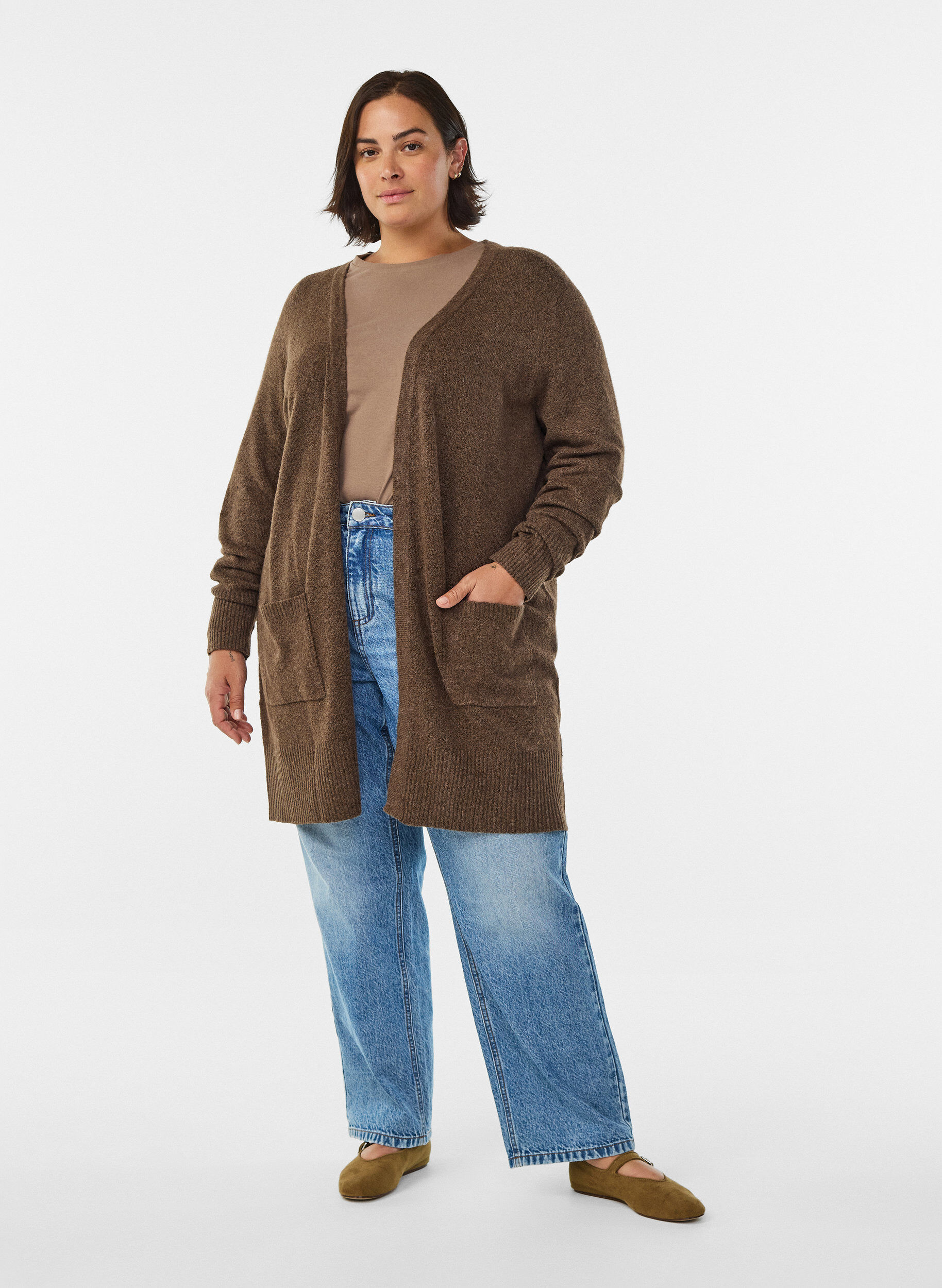 ZizziGeribd gebreid vest met zakken, Bruin, Model image number 1