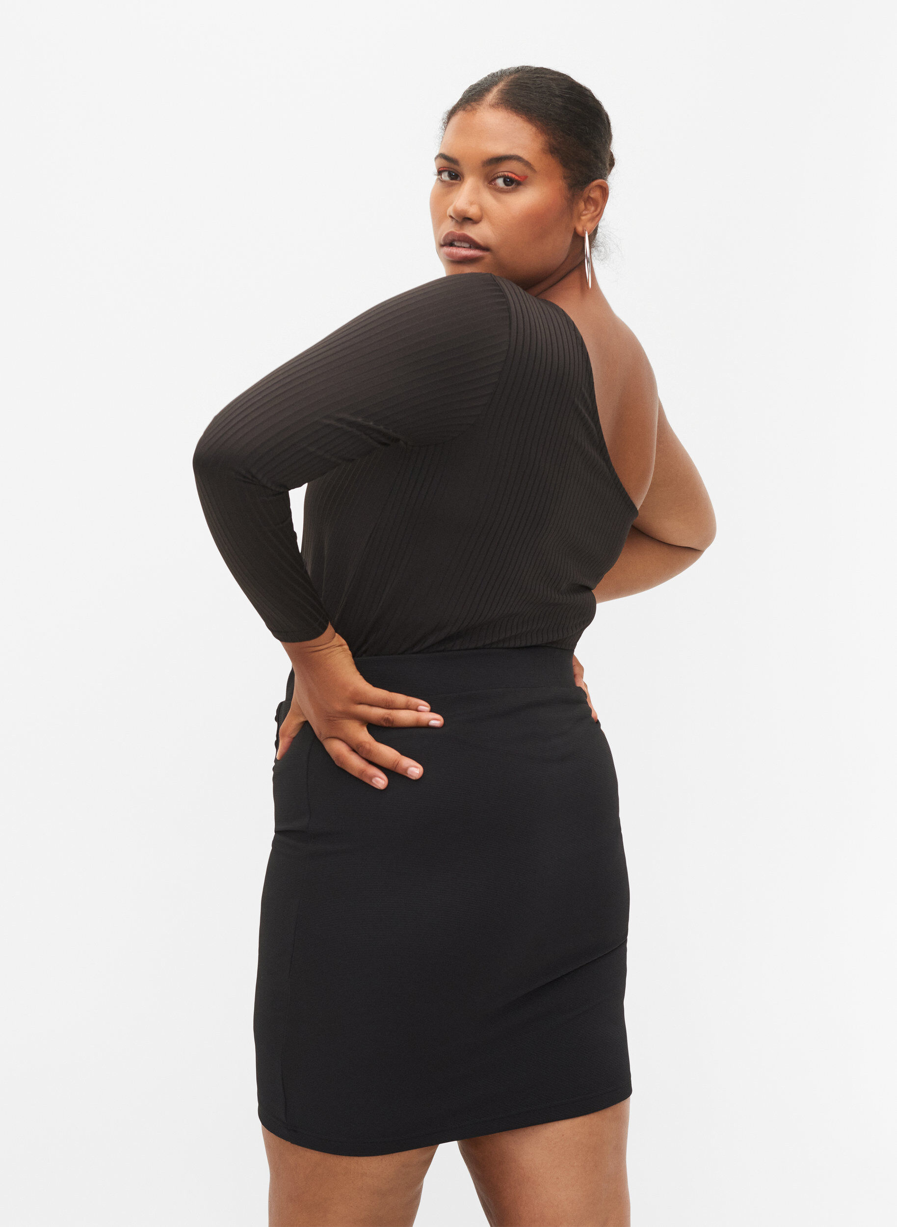 Zizzi Een-schouder blouse, Black, Model image number 1