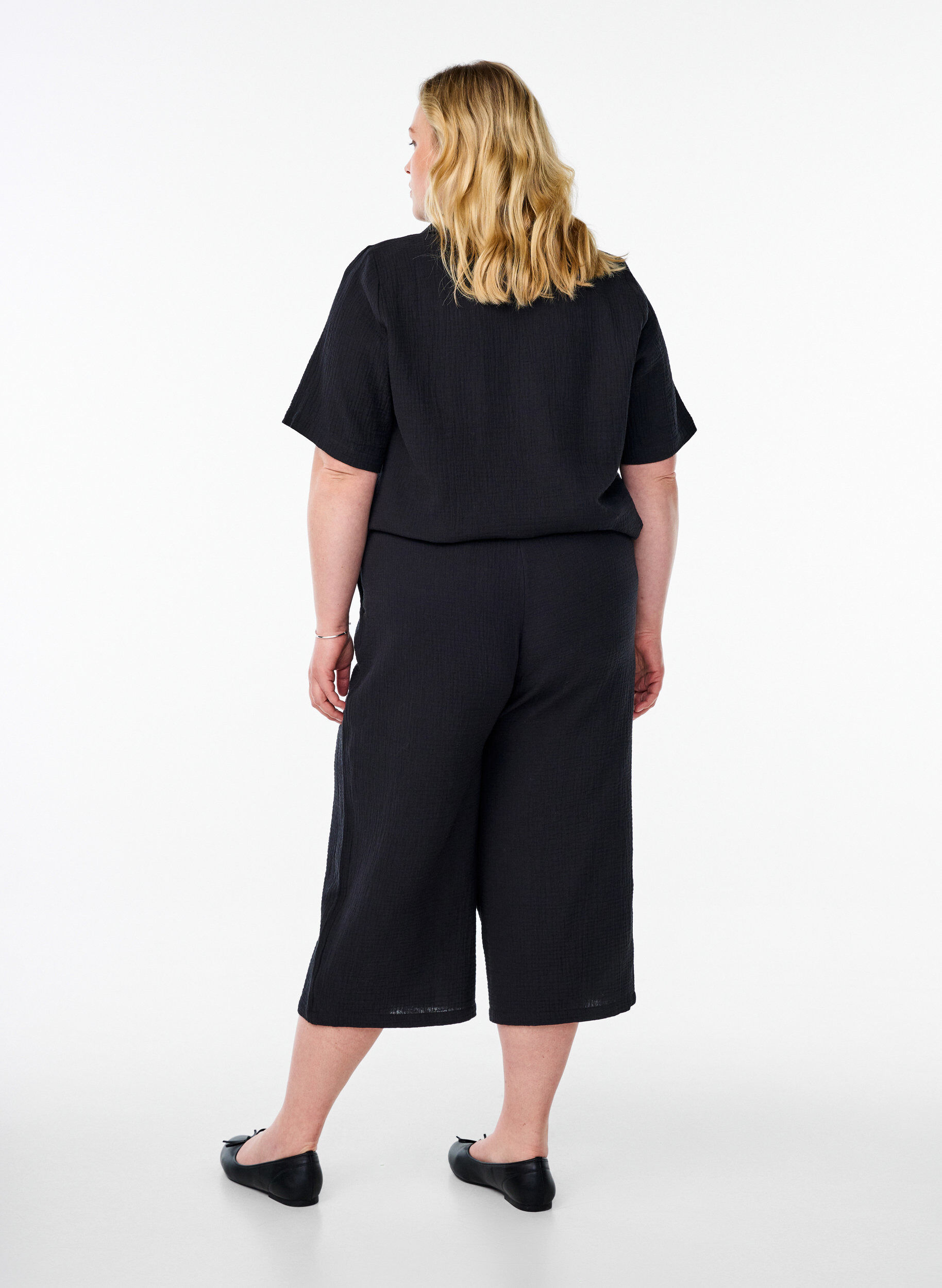 Zizzi Culotte broek met een hoge taille, Zwart, Model image number 1