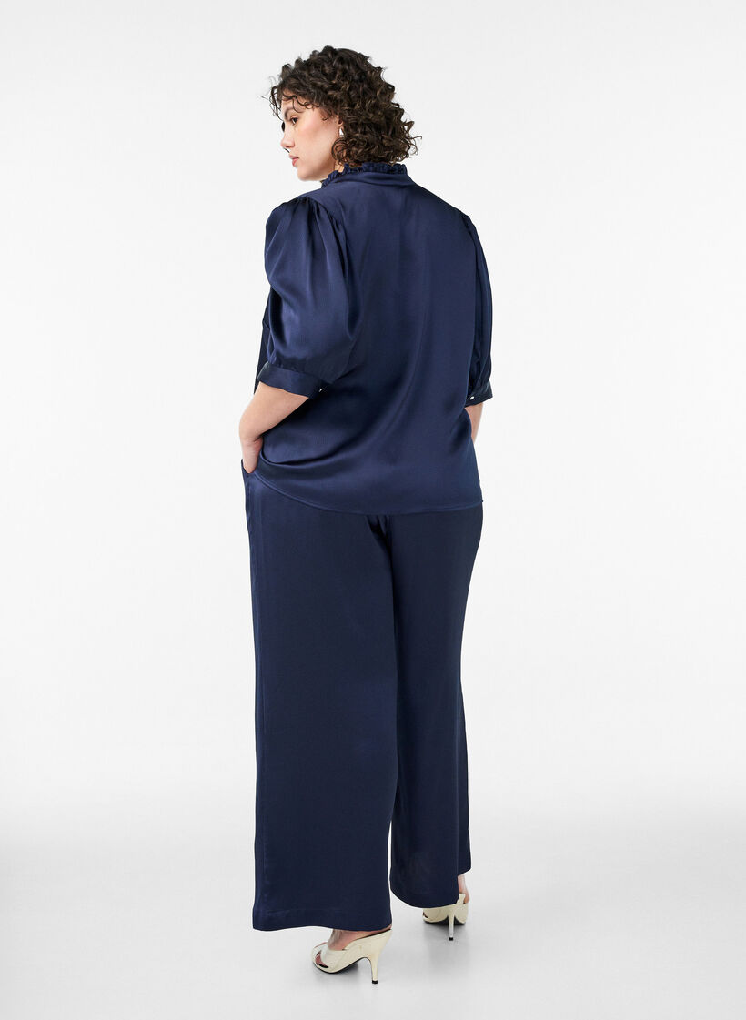 Broek in satijnlook met wijde, rechte pijpen, Blauw, Model image number 1