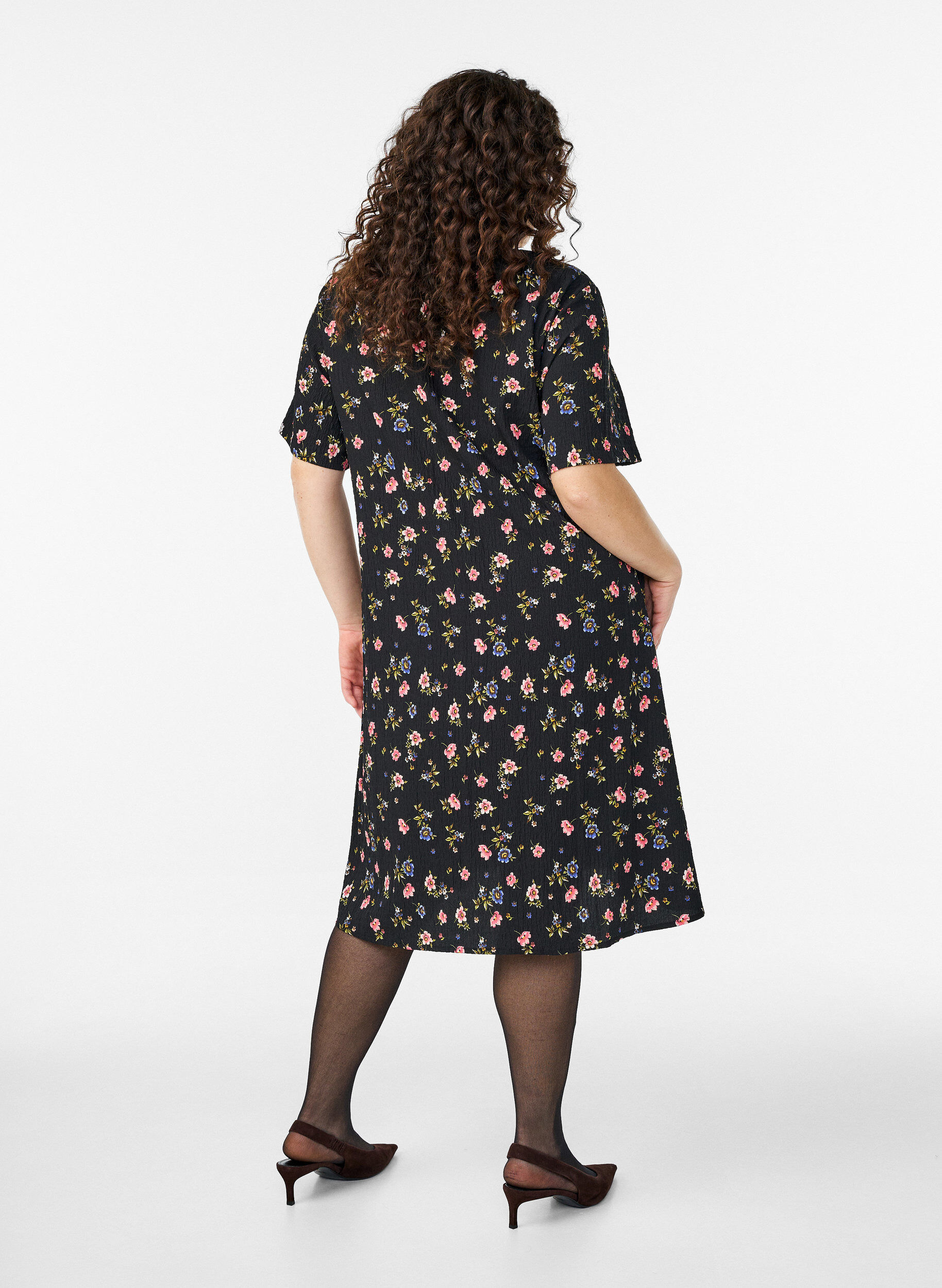 ZizziJurk met korte mouwen en een V-hals, Zwart, Model image number 1