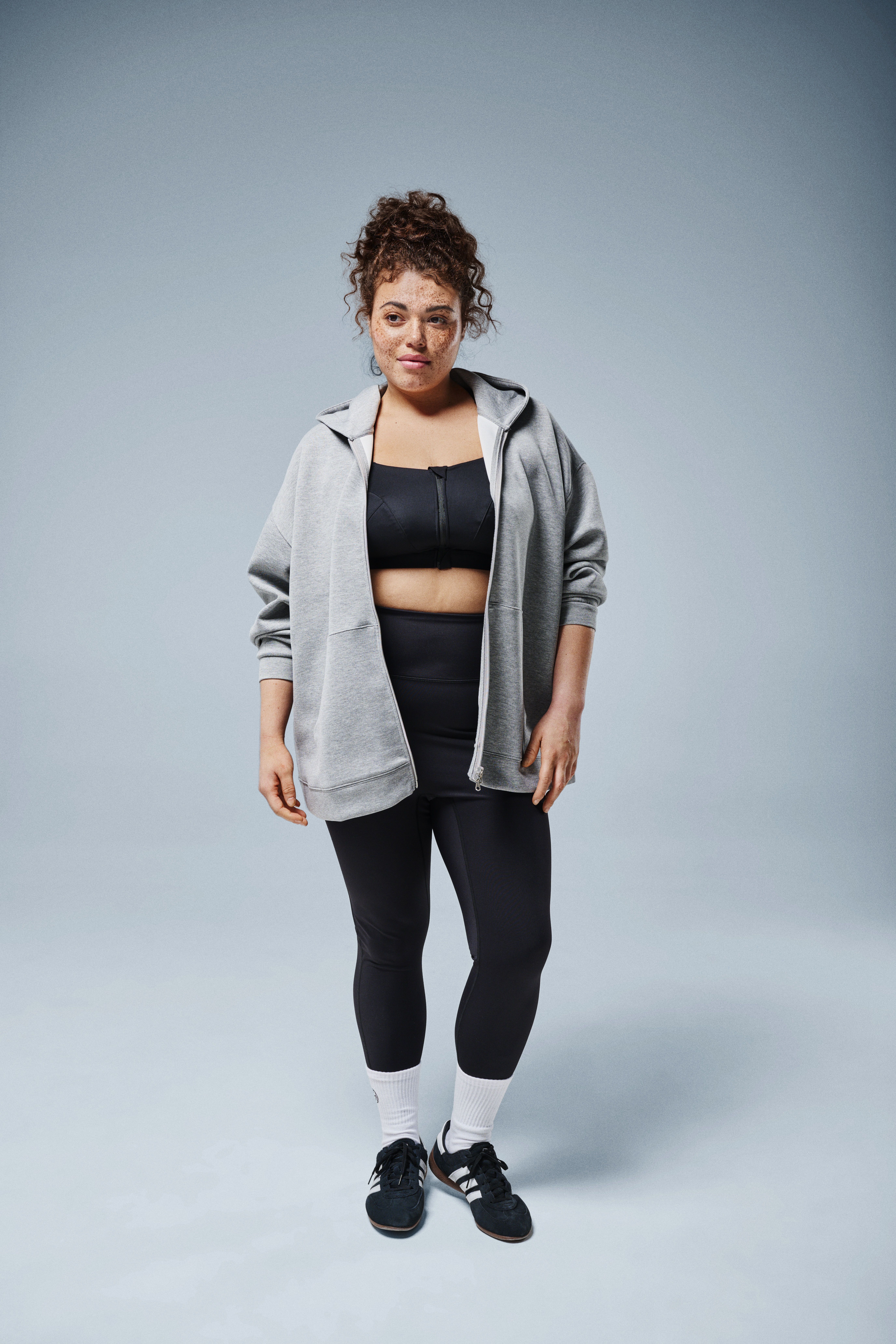 Zizzi Sportieve look met hoodie, , Model
