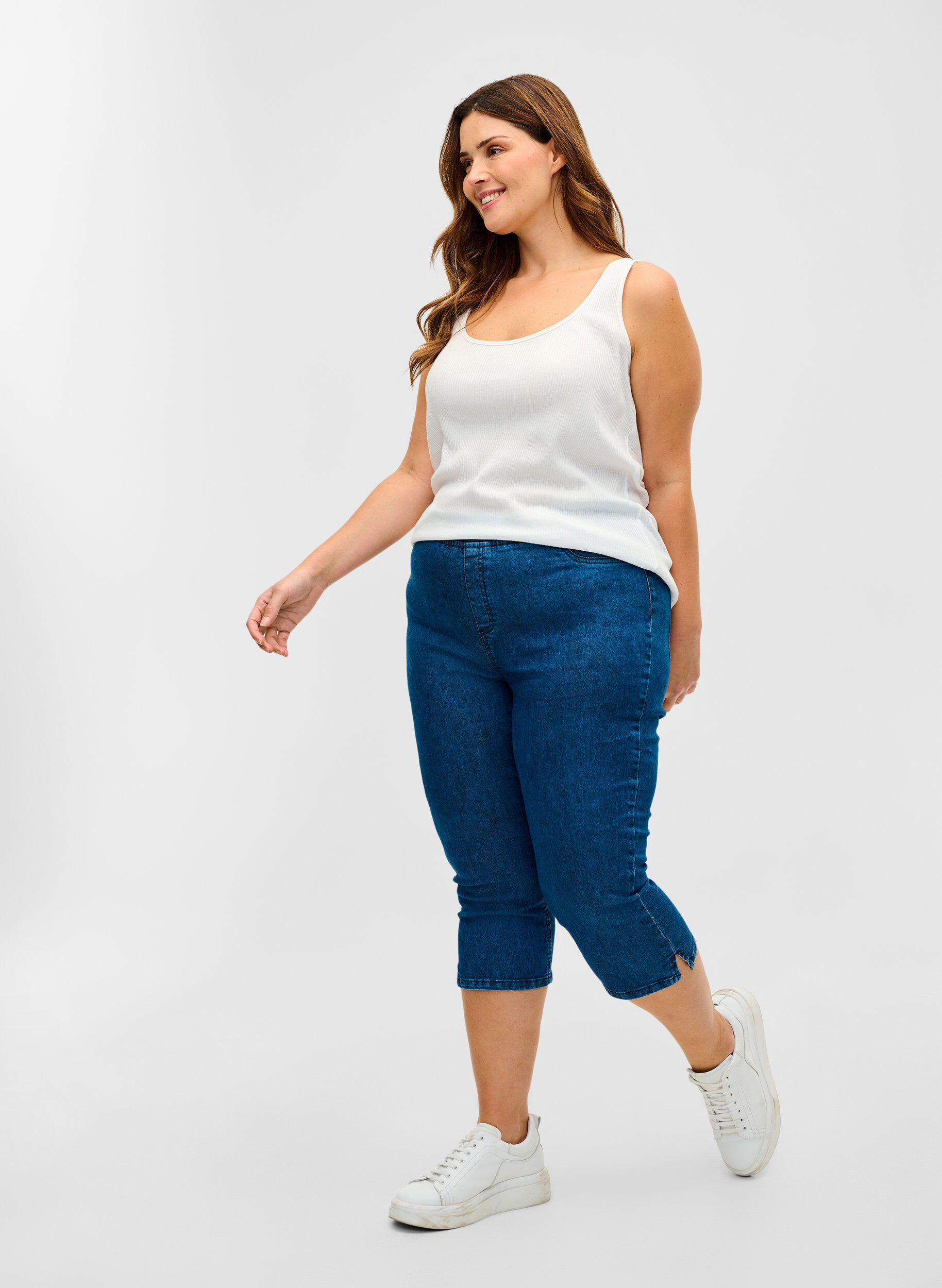 Zizzi Driekwart broek in katoenmix, Dark blue denim, Model image number 2