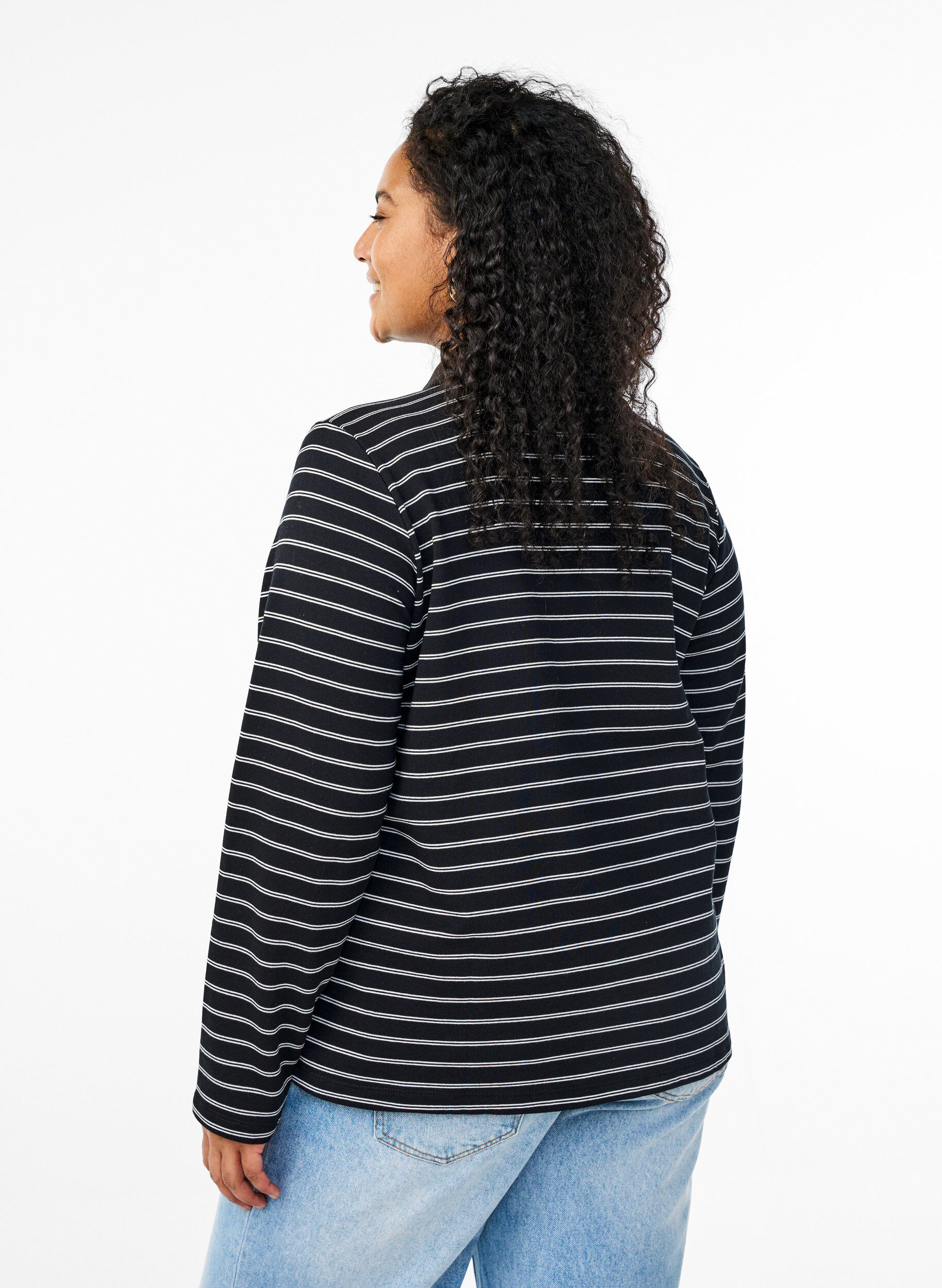 Zizzi Gestreept poloshirt met ritssluiting, Zwart, Model image number 2