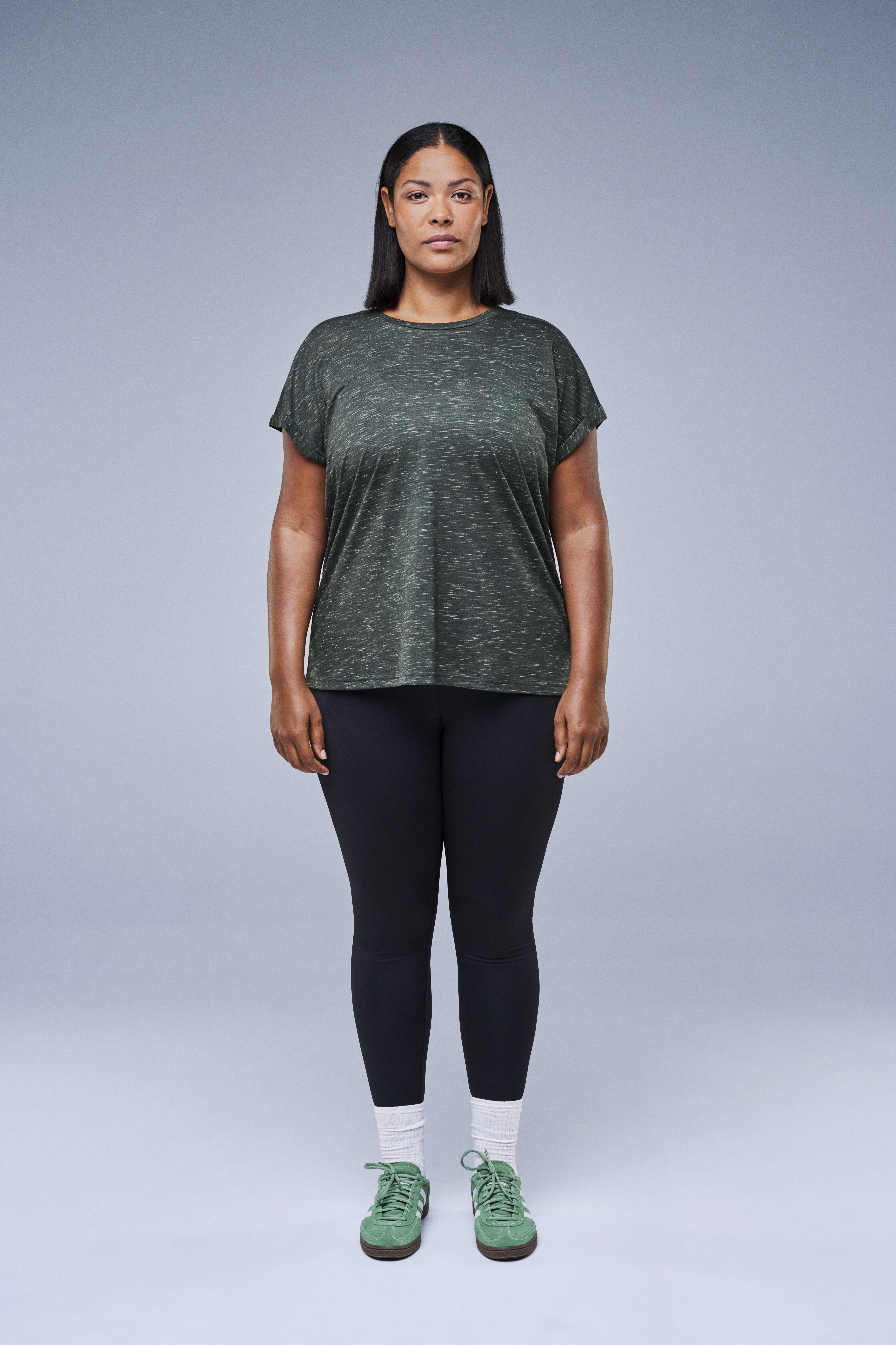 Groene losse trainings-T-shirt, , Model