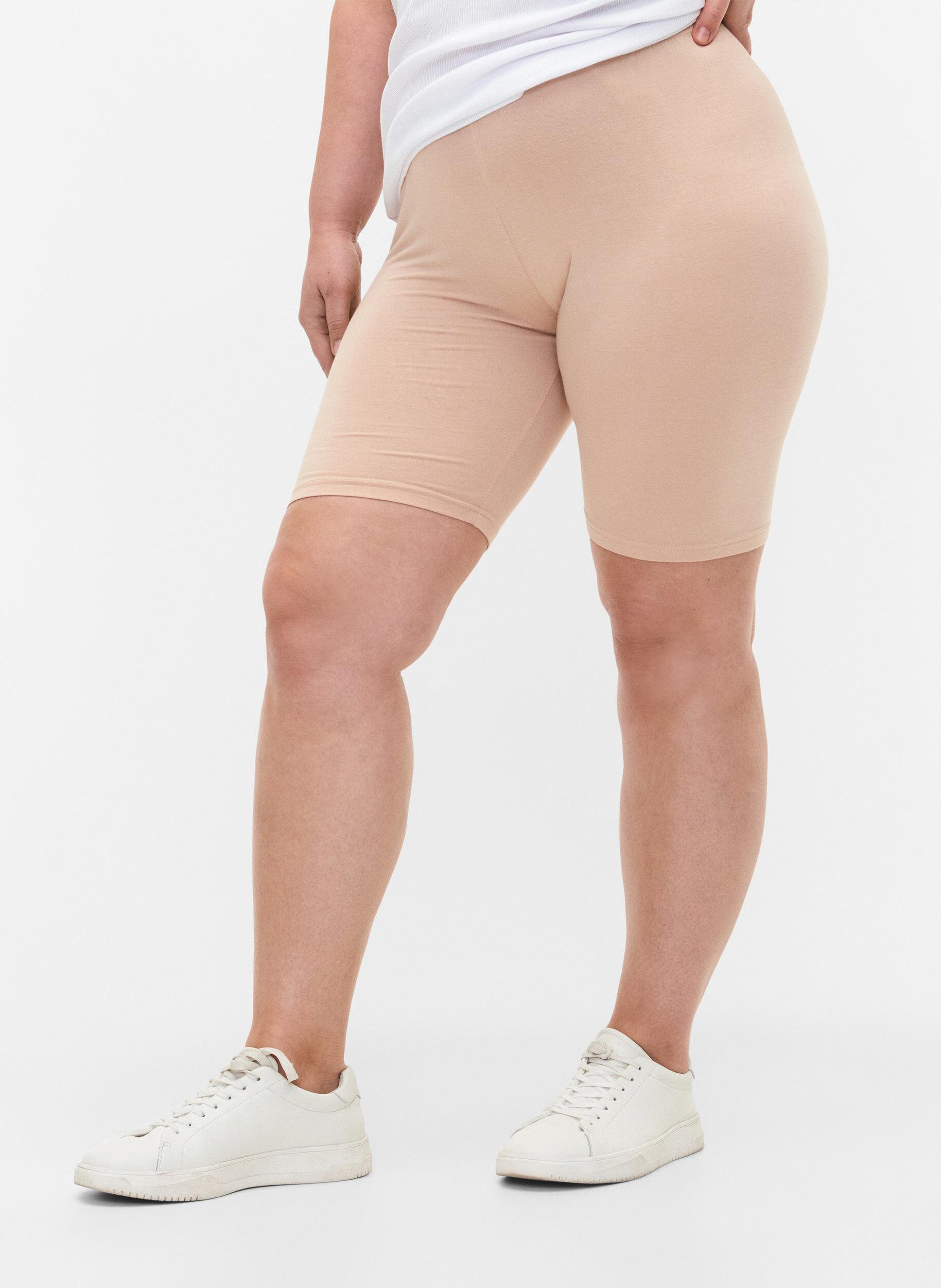 Zizzi Effen basic fietsbroek, Beige, Model image number 0