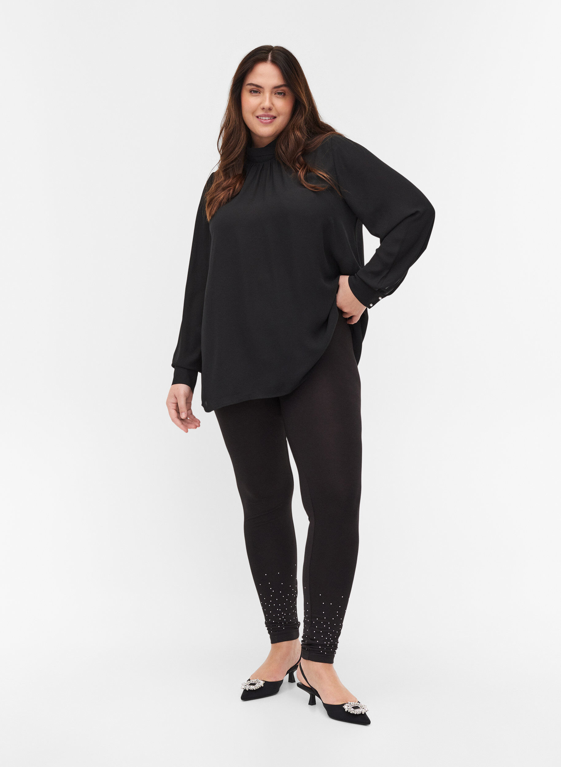 Zizzi Legging in viscosemix met decoratieve steentjes, Black, Model image number 0
