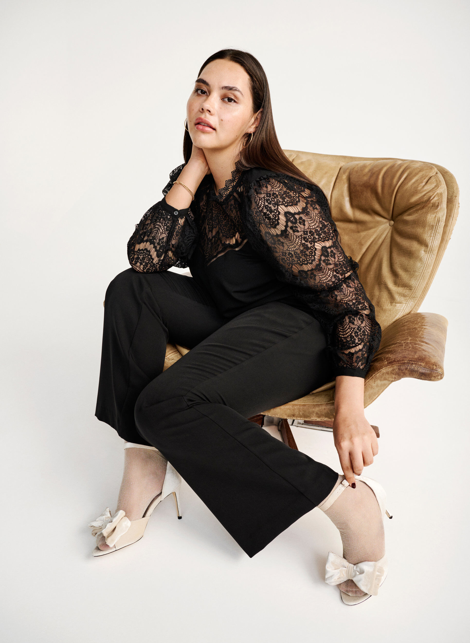 Zizzi Jurk met lange mouwen en kant, Black, Image image number 0