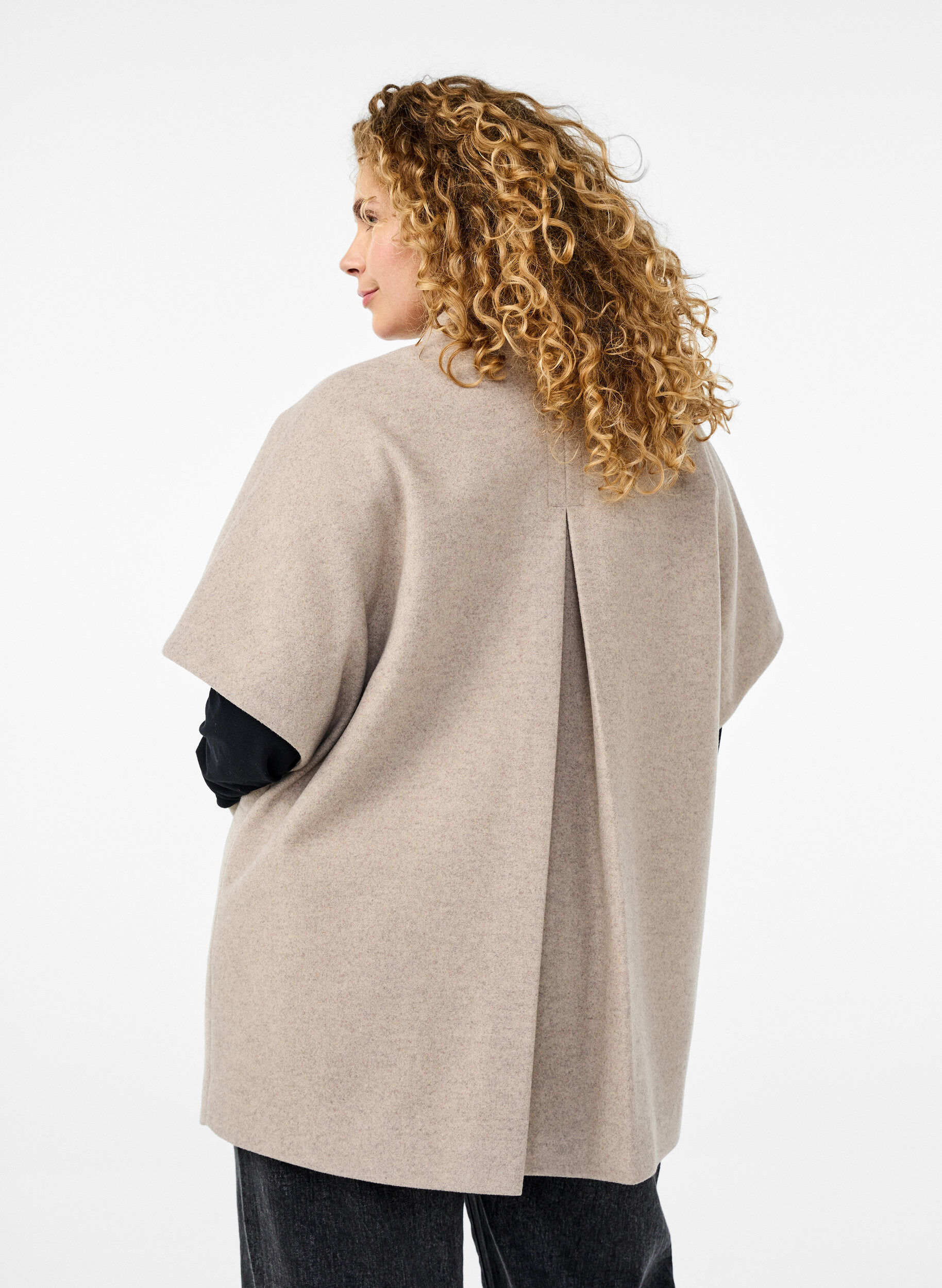 Zizzi Cape-jack met korte mouwen in een wol-look, Simply Taupe Mel., Model image number 1