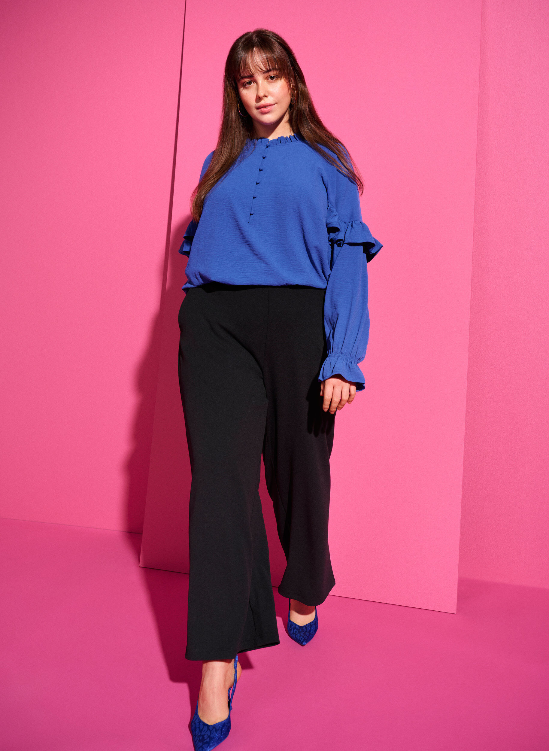 Zizzi Blouse met ruches en knopen, Deep Ultramarine, Image image number 0