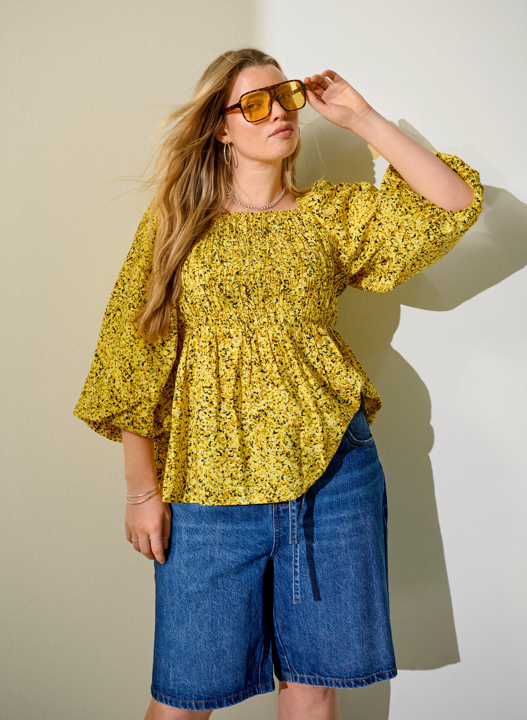 Strakke pasvorm denim shorts met strikriem