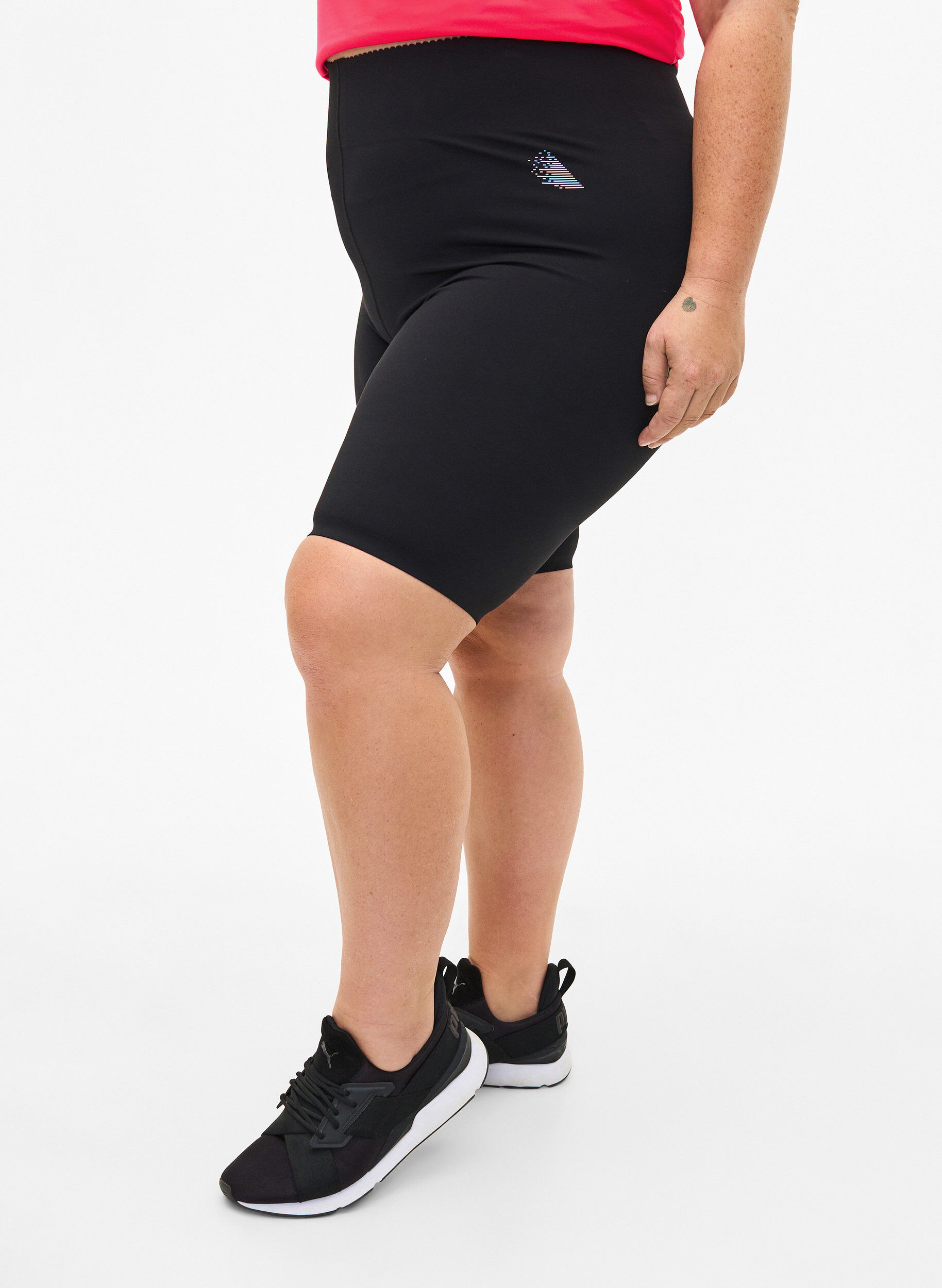 Zizzi Nauwsluitende training shorts met zak, Black, Model image number 0