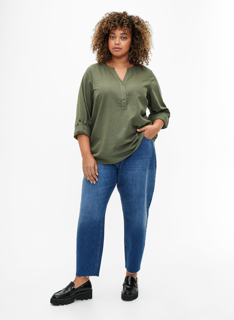 Blouse van katoen met v-hals, Thyme, Model image number 2