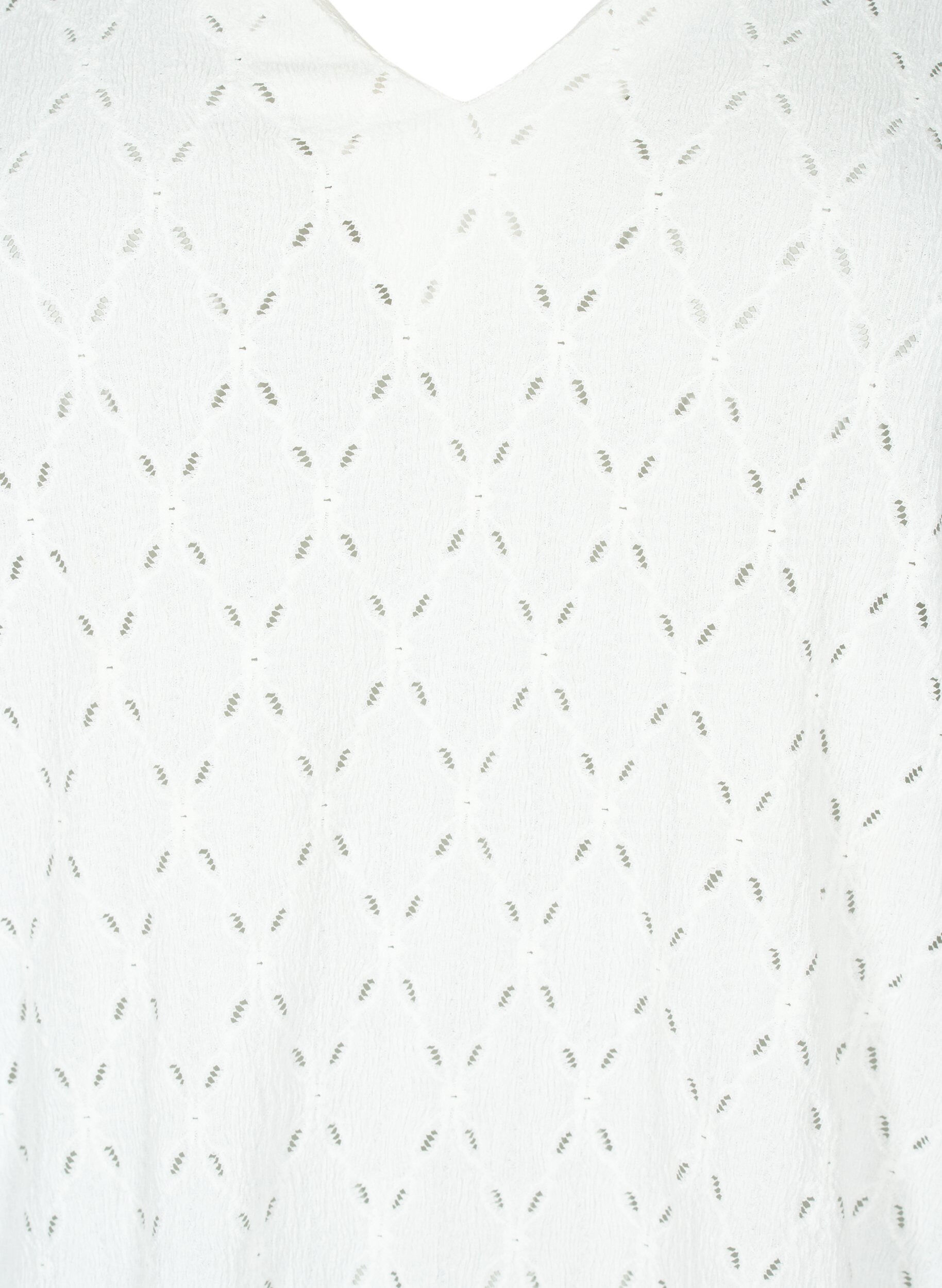 Zizzi Blouse met V-hals en gaatjespatroon, Off White, Packshot image number 2