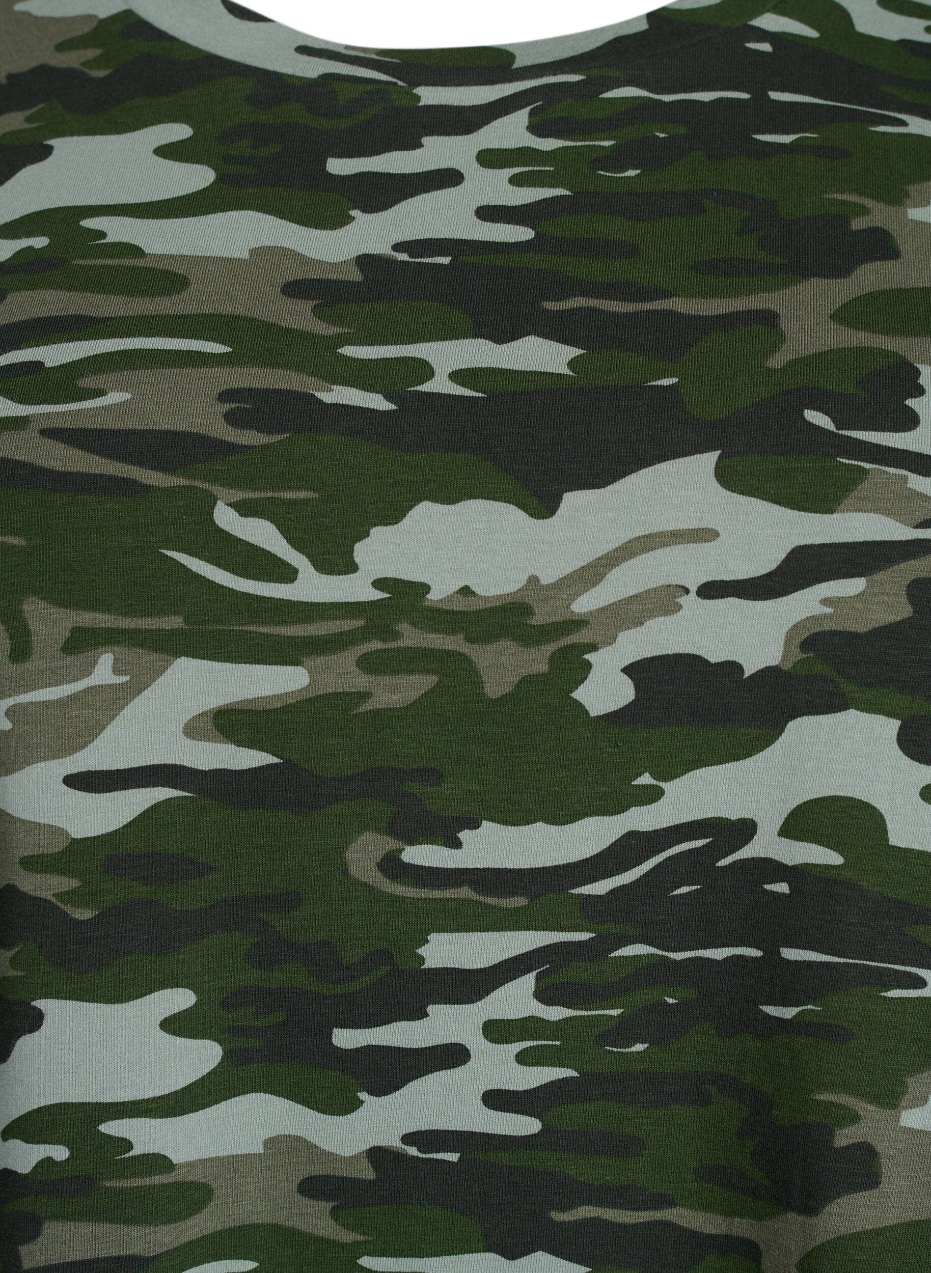 Zizzi T-shirt met ronde hals en all-overprint, Groen, Packshot image number 2