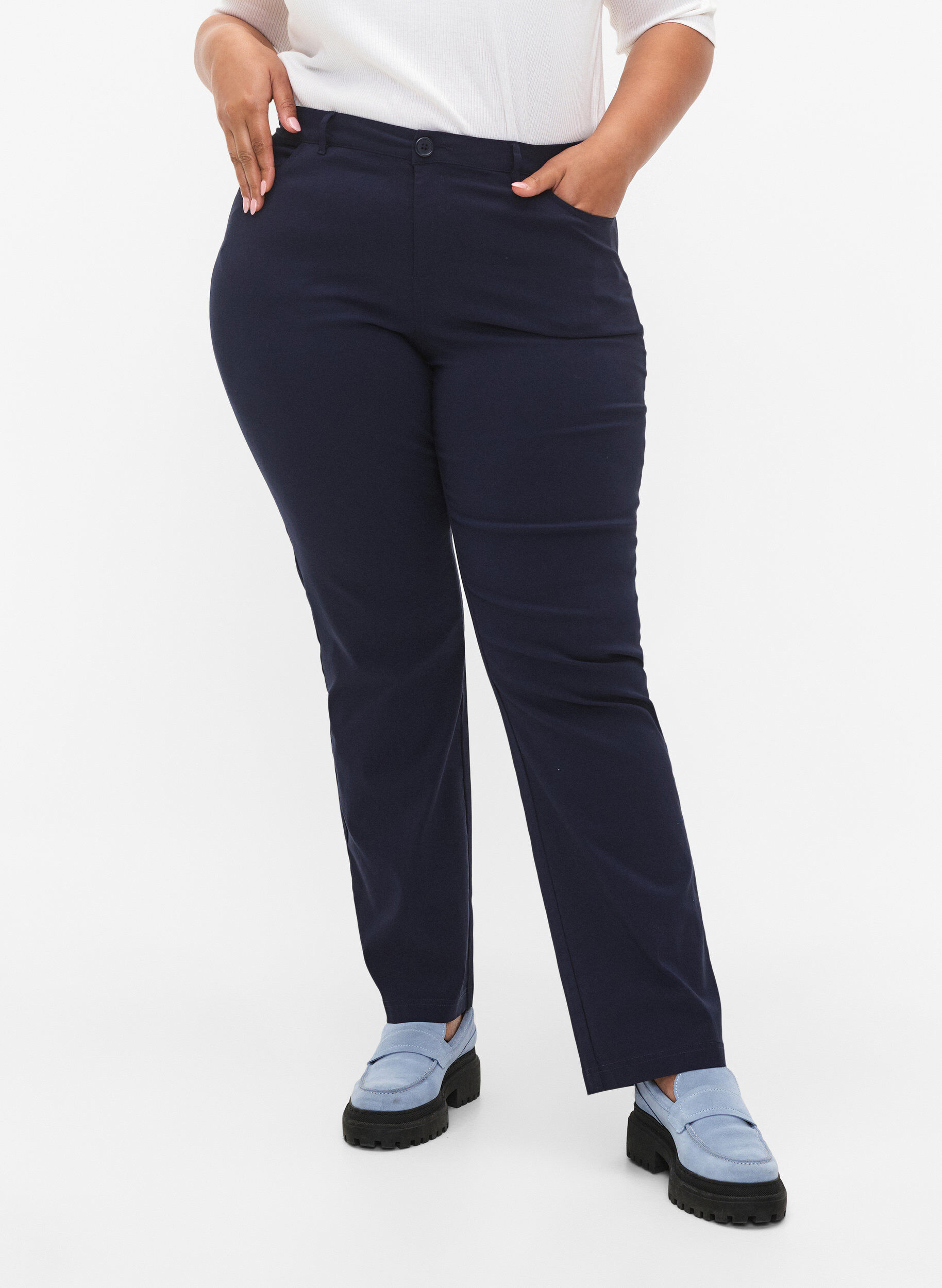 Zizzi Klassieke broek in viscosemix, Blauw, Model image number 2