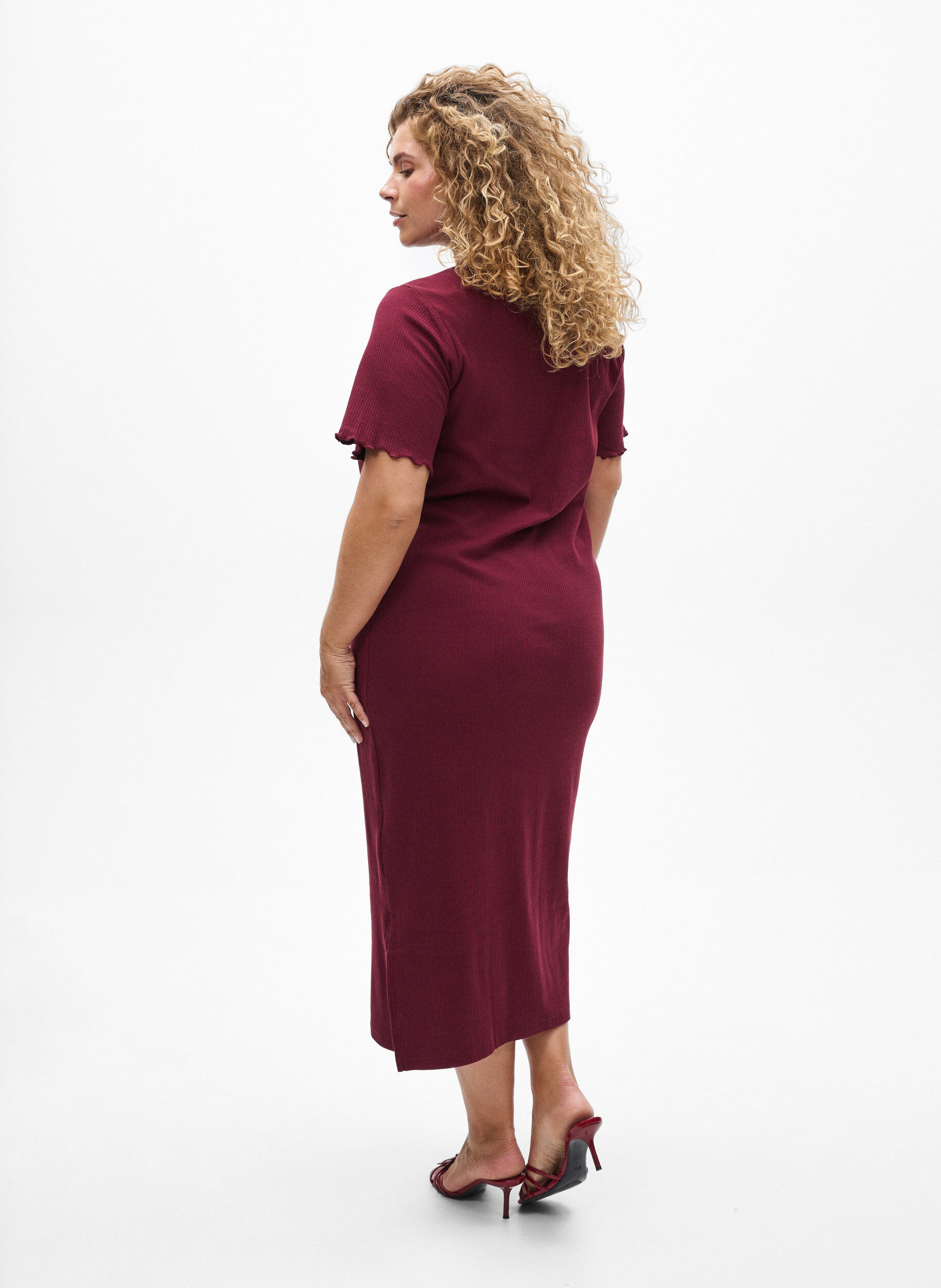 Zizzi Maxi jurk in jersey met korte mouwen, Donker Bordeaux, Model image number 1