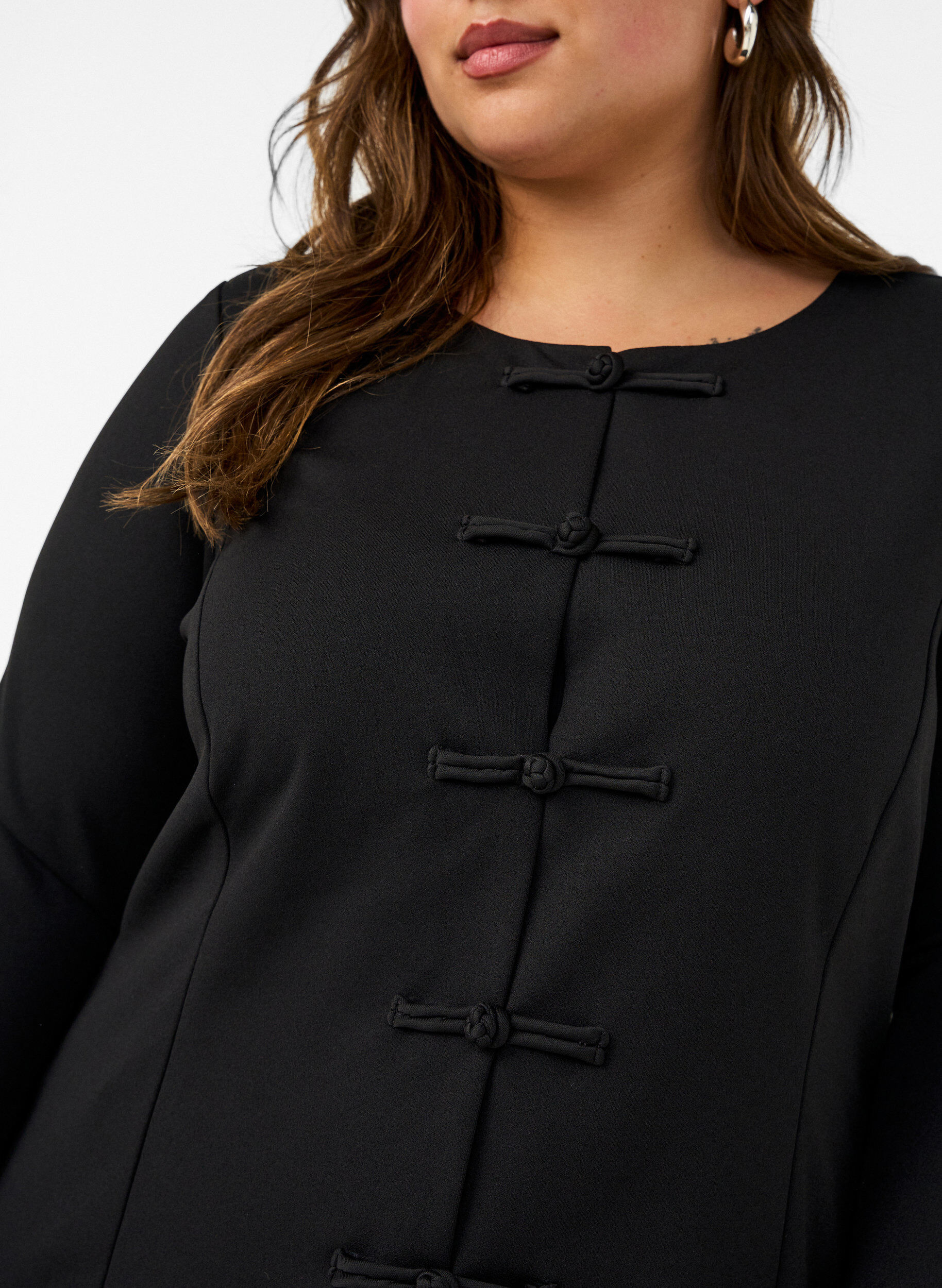 ZizziStrakzittend cardigan met knoopsluitingen, Zwart, Model image number 3