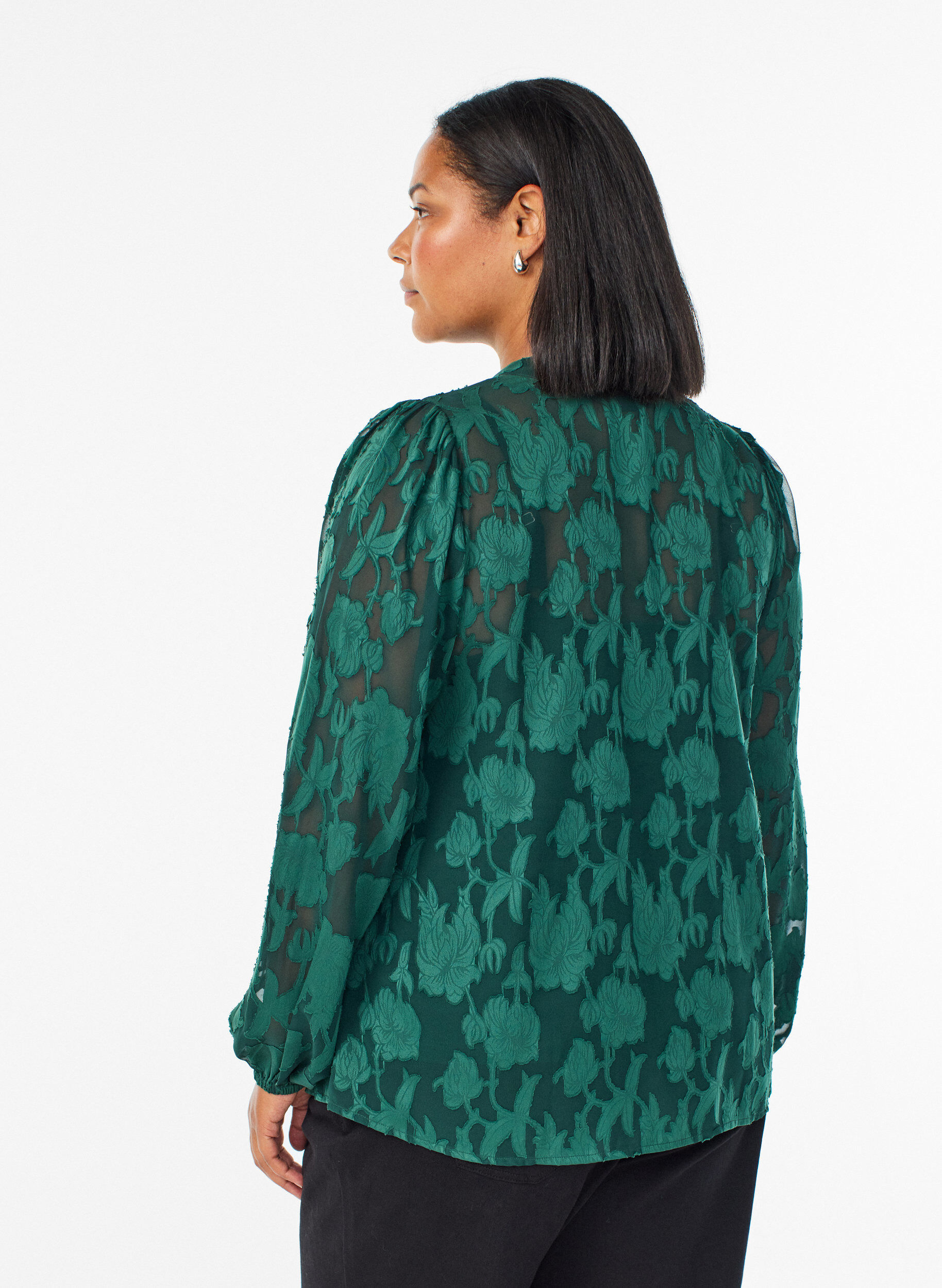 Zizzi Blouse met knoopjes en bloemenpatroon, Groen, Model image number 2