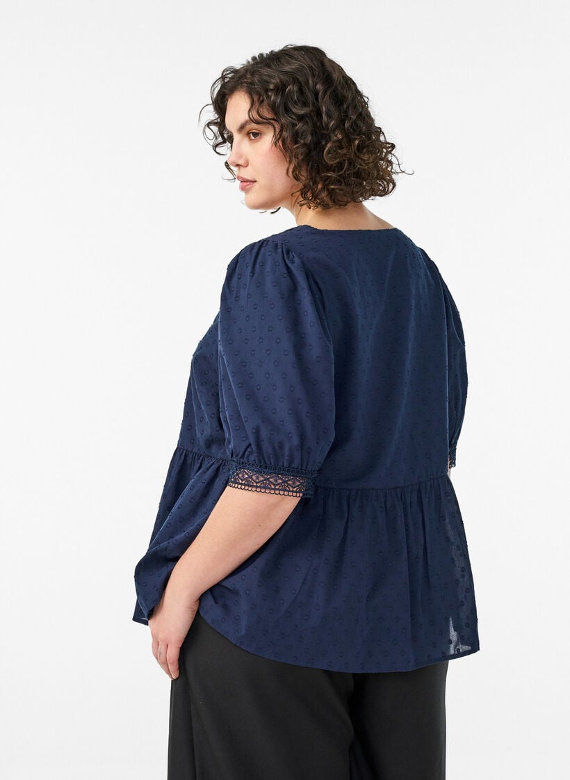 Blouse van gestructureerd katoen met crochet details, Blauw, Model image number 2