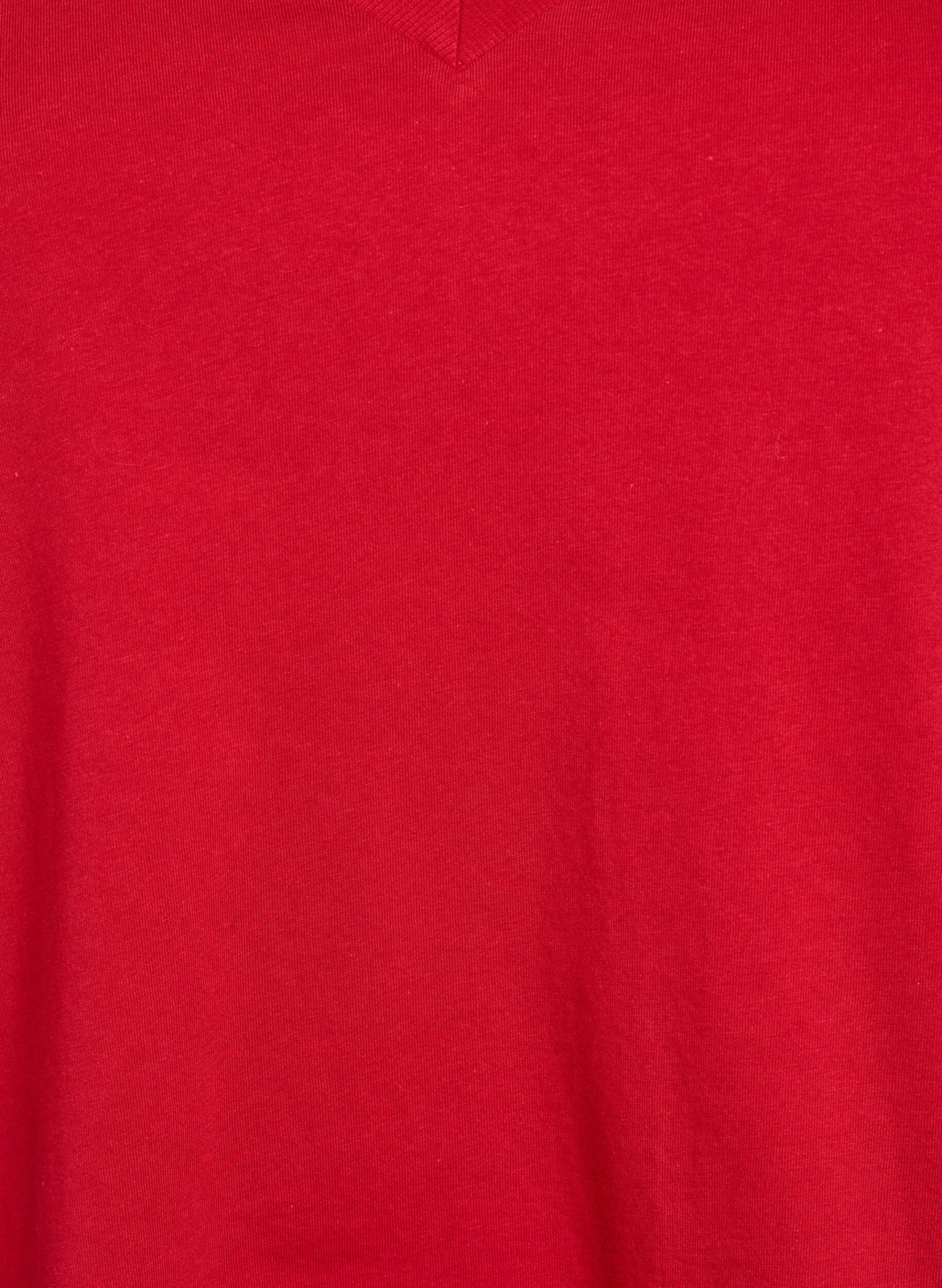 Zizzi Basis T-shirt van katoen met een V-hals, Rood, Packshot image number 2