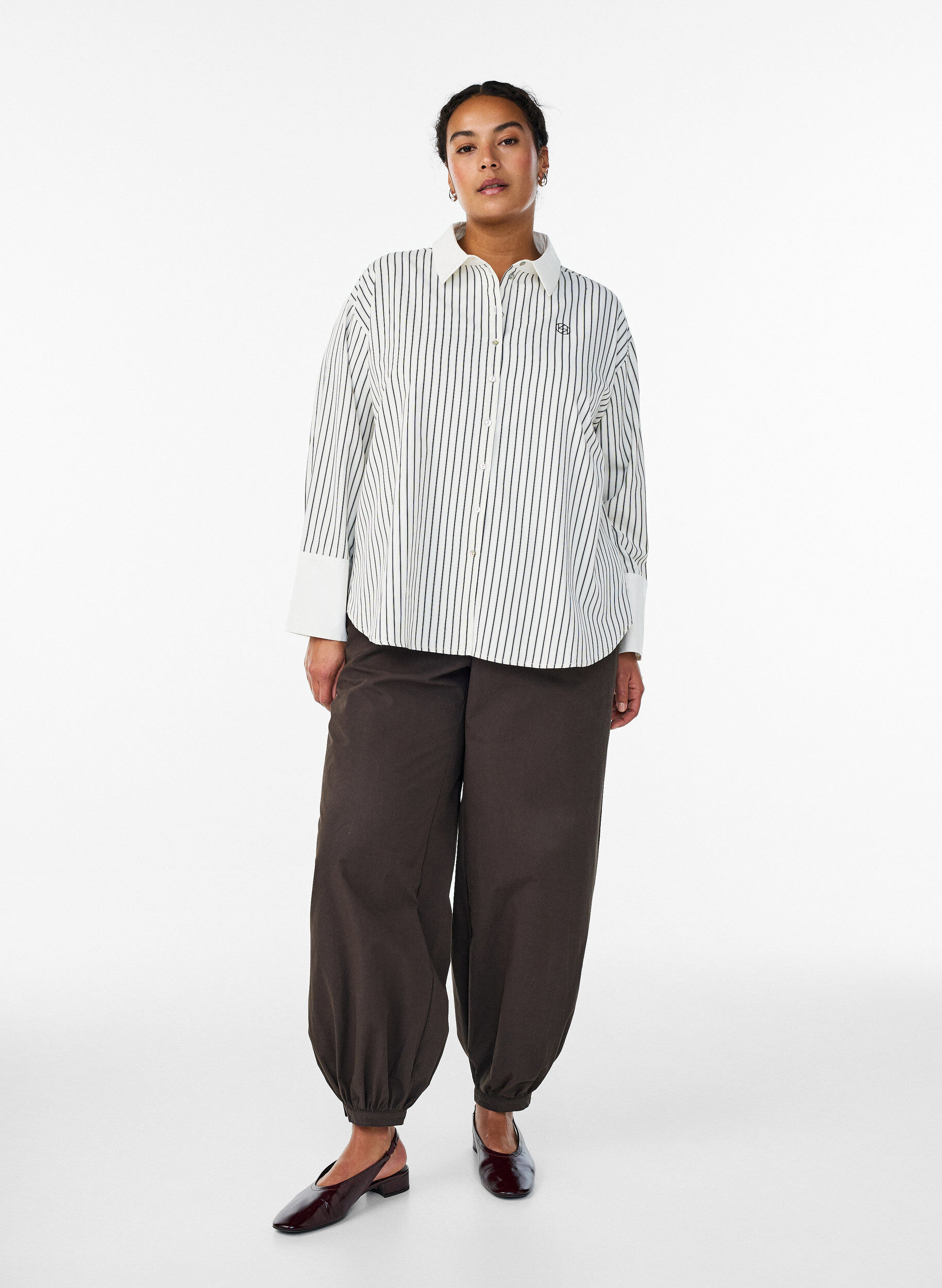 Zizzi Katoenen balloonbroek met hoge taille, Bruin, Model image number 0