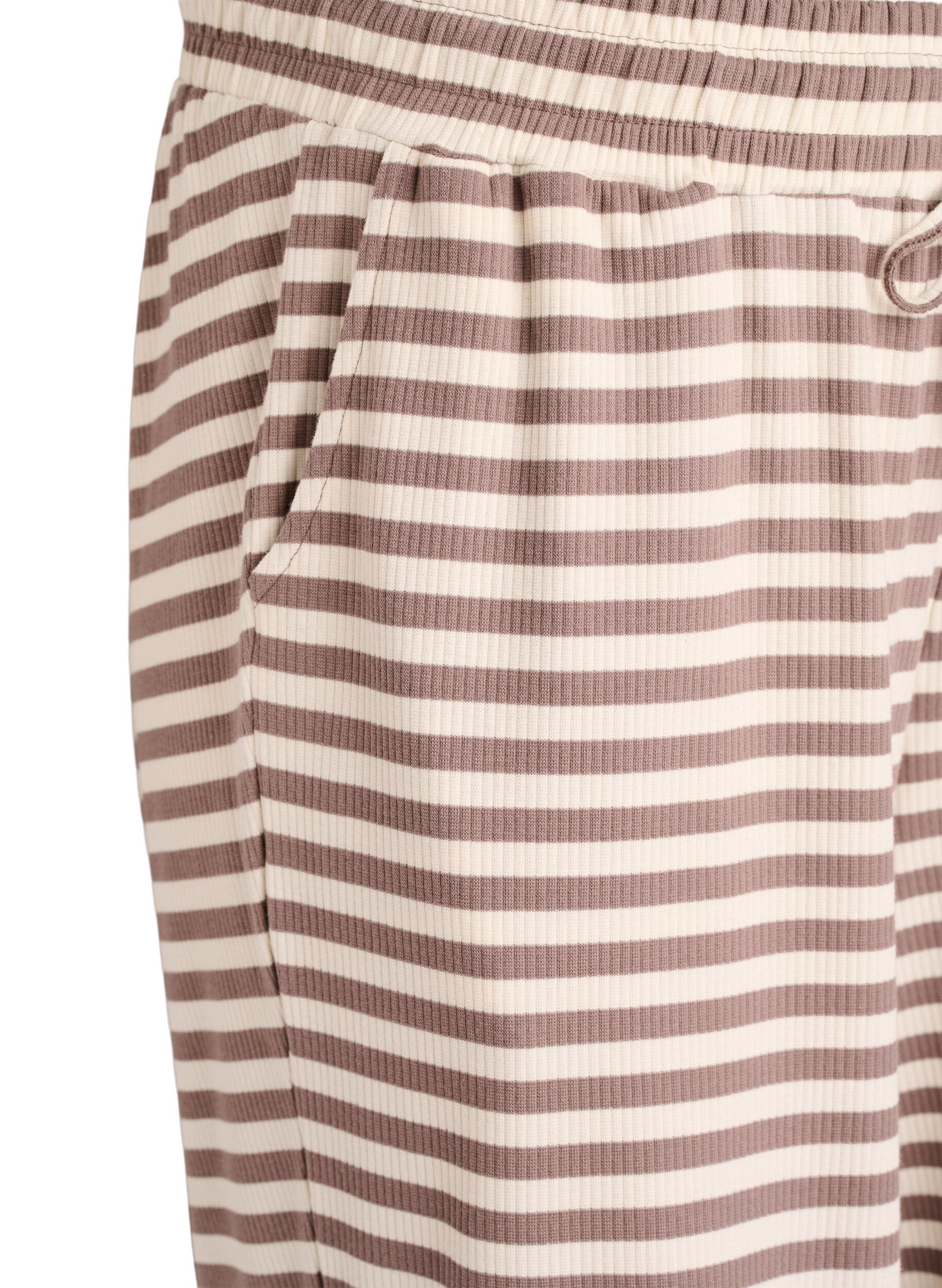 Zizzi Gestreepte pyjamabroek met een high waist en wijde pijpen, Beige, Packshot image number 2