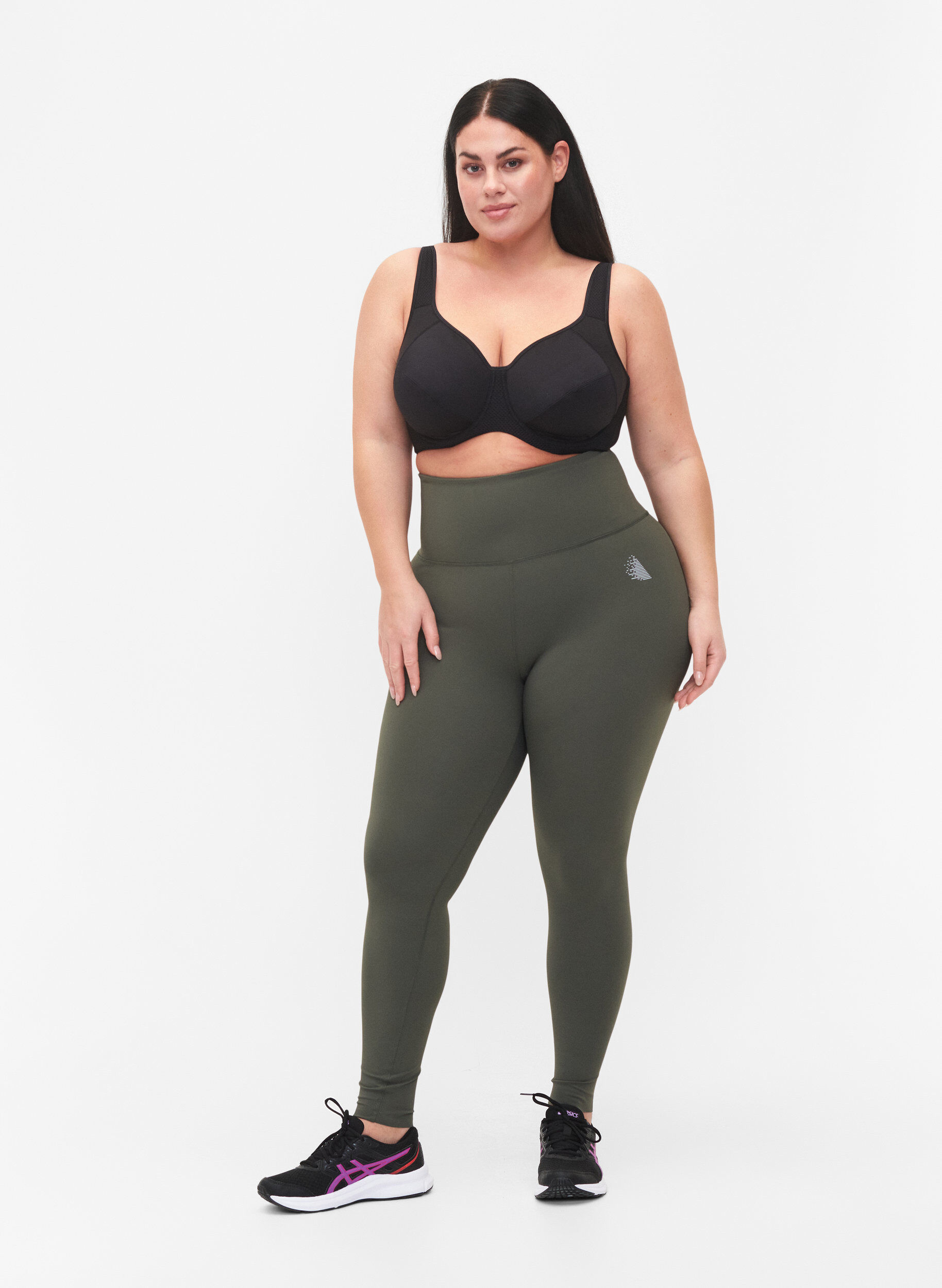 Zizzi CORE, HIGH SUPPORT WIRE BRA - Sportbeha met beugel, Zwart, Model image number 1