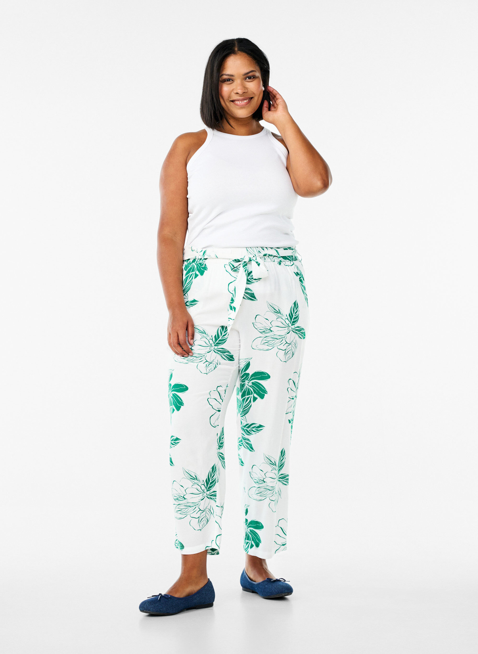 Zizzi Viscose broek met hoge taille, Groen, Model image number 0