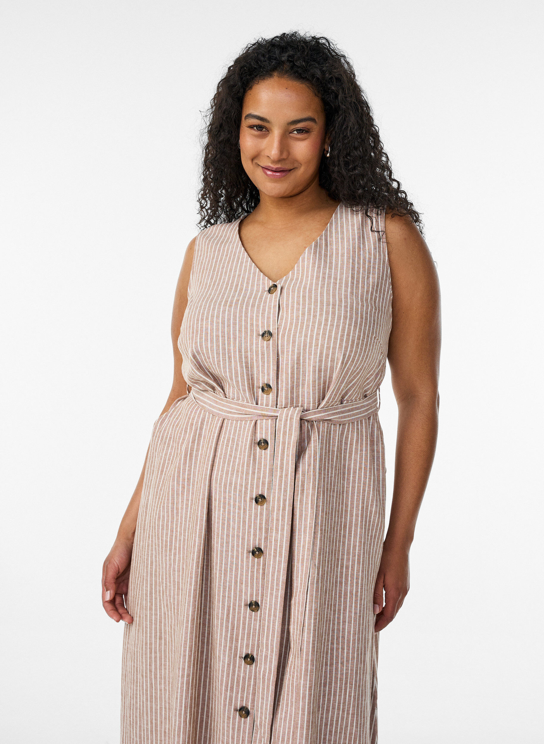 ZizziMouwloze gestreepte midi jurk in linnen en viscose, Beige, Model image number 2