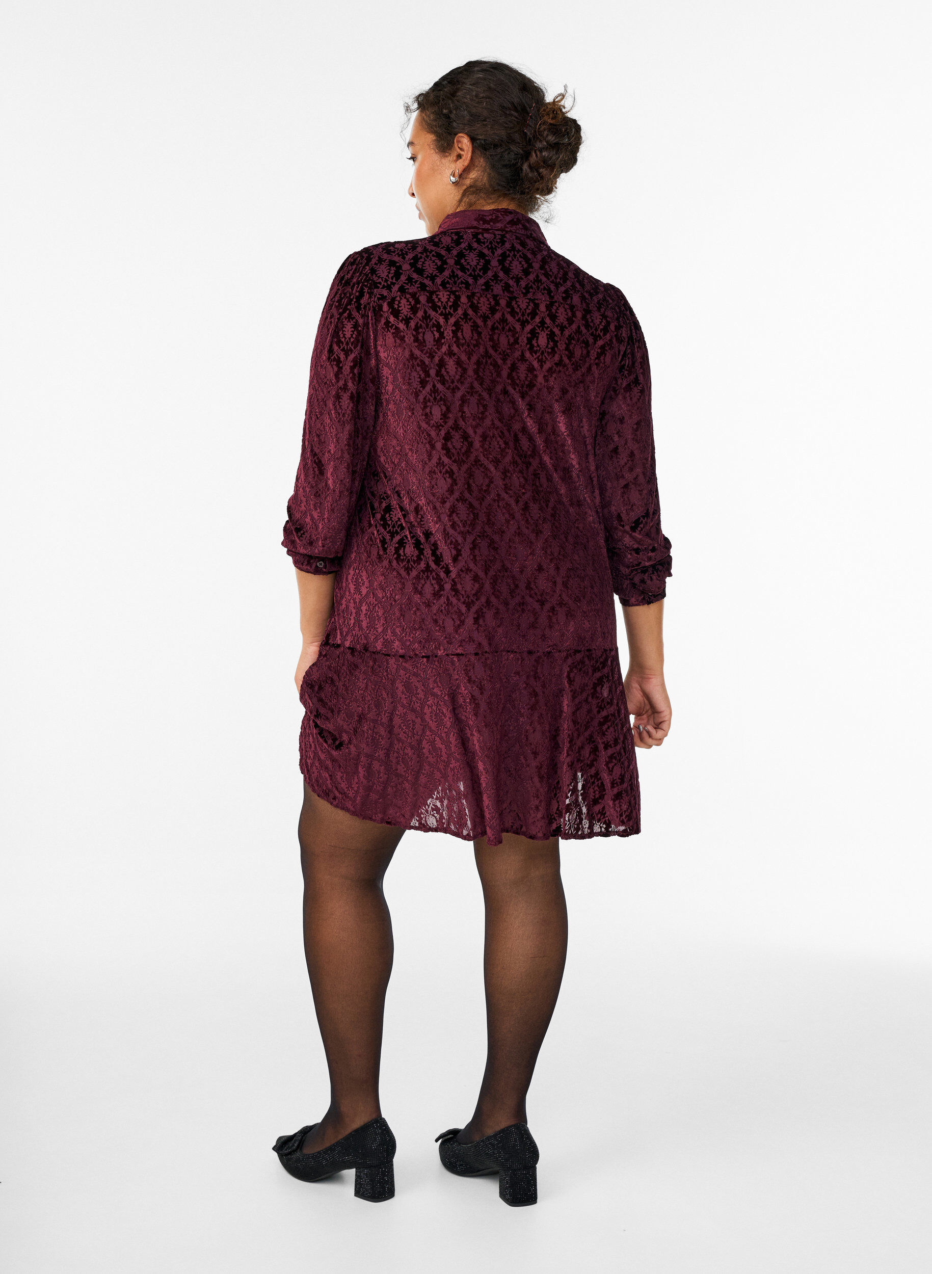 Zizzi Korte jurk met velours patroon, Rood, Model image number 2