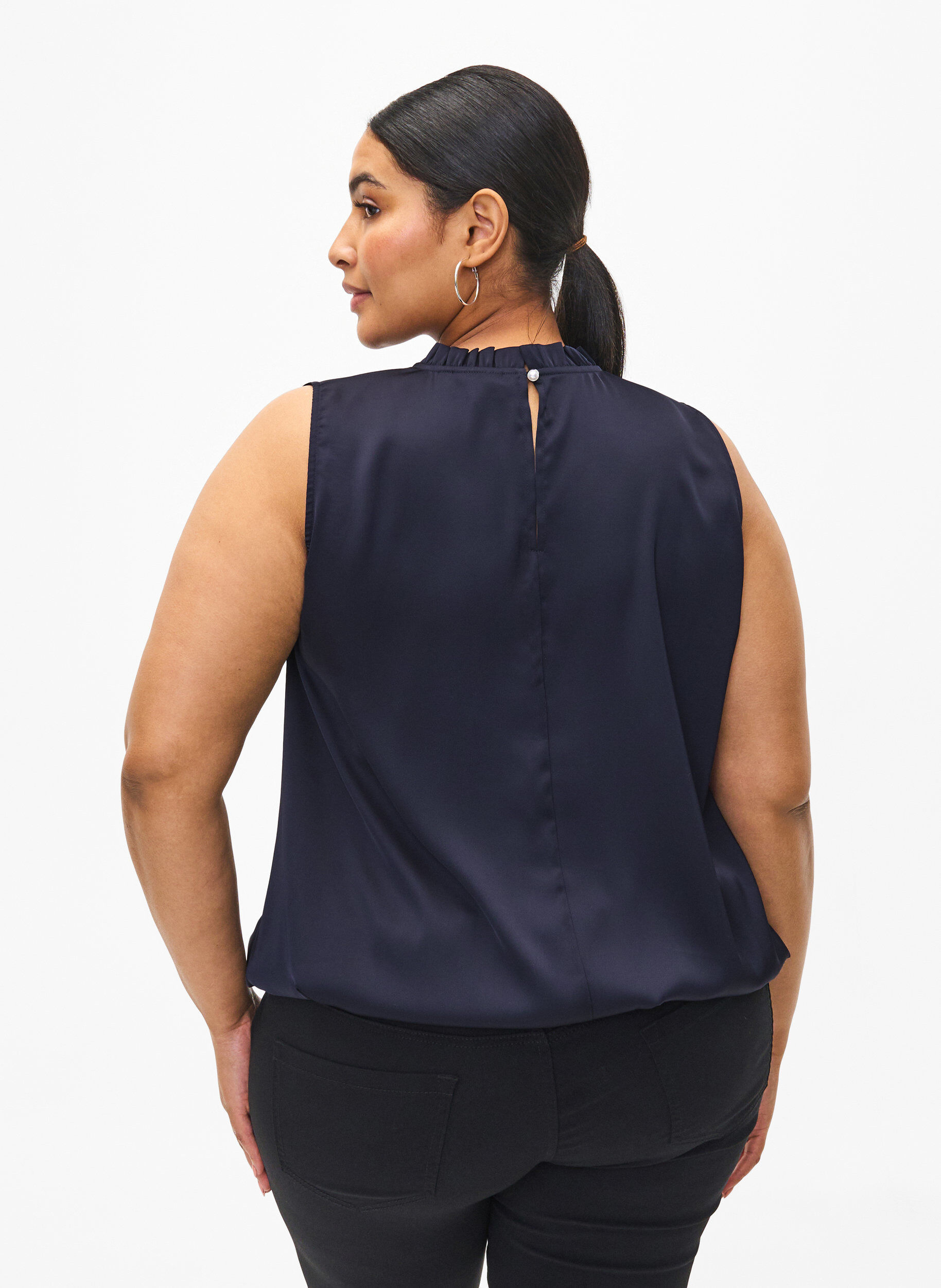 Zizzi Mouwloos feestelijk topje van satijn, Night Sky, Model image number 1