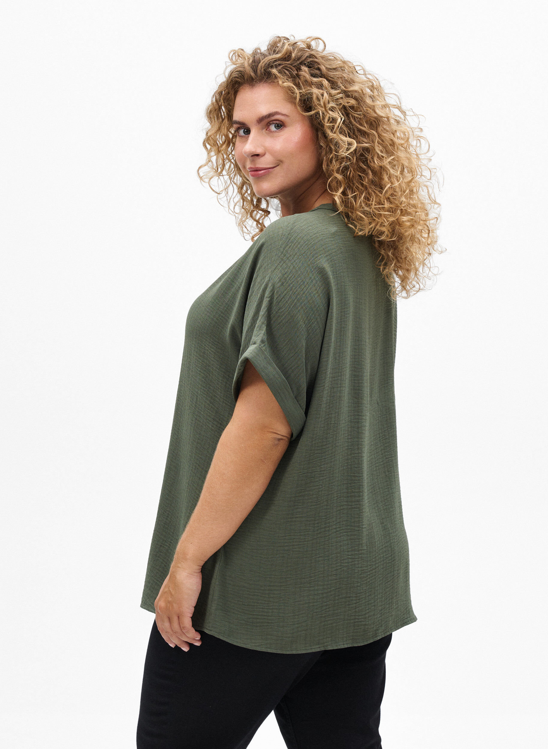 Zizzi Luchtige blouse met korte mouwen, Groen, Model image number 2