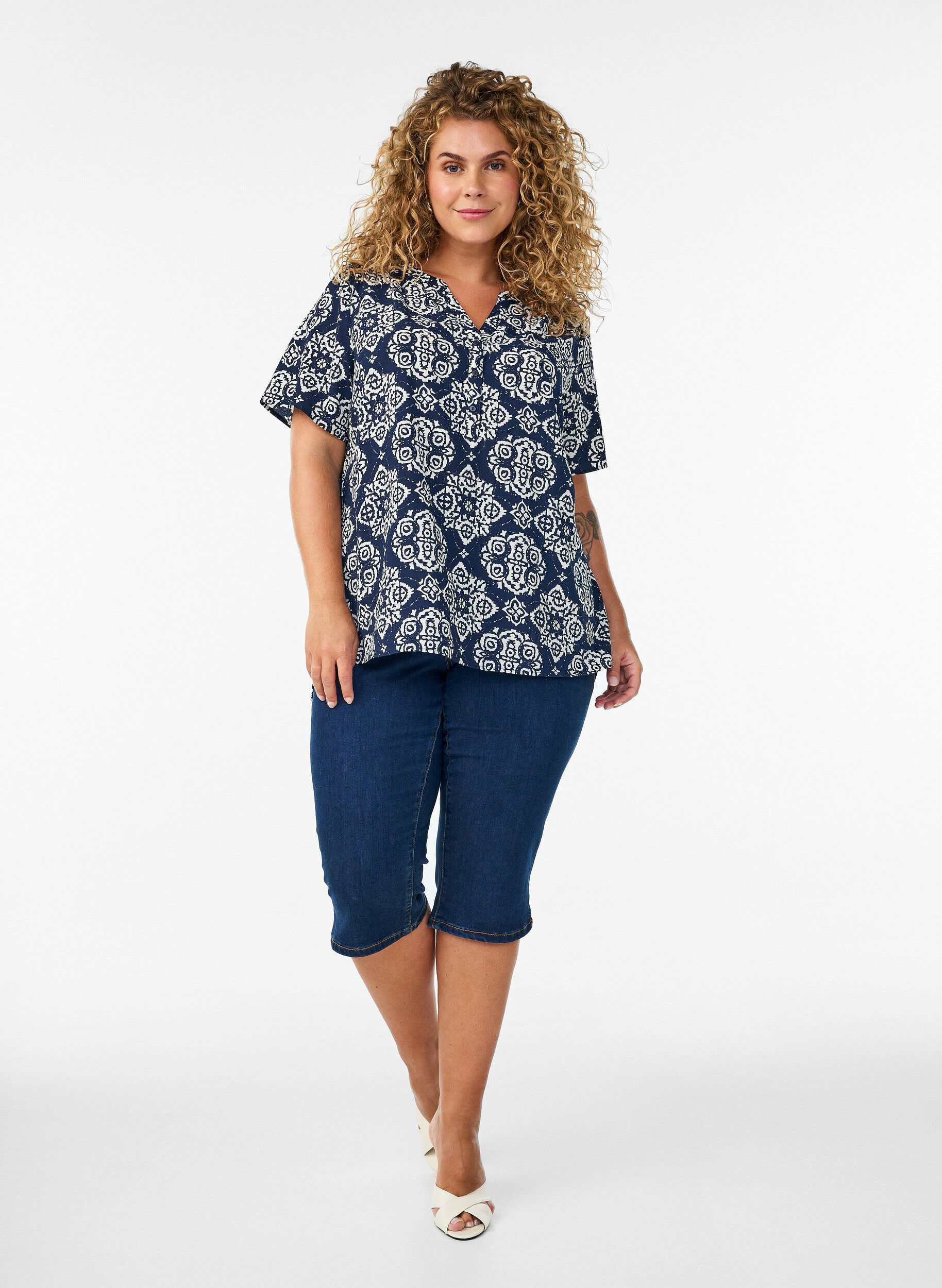 ZizziBlouse met korte mouwen en v-halslijn, Blauw, Model image number 1