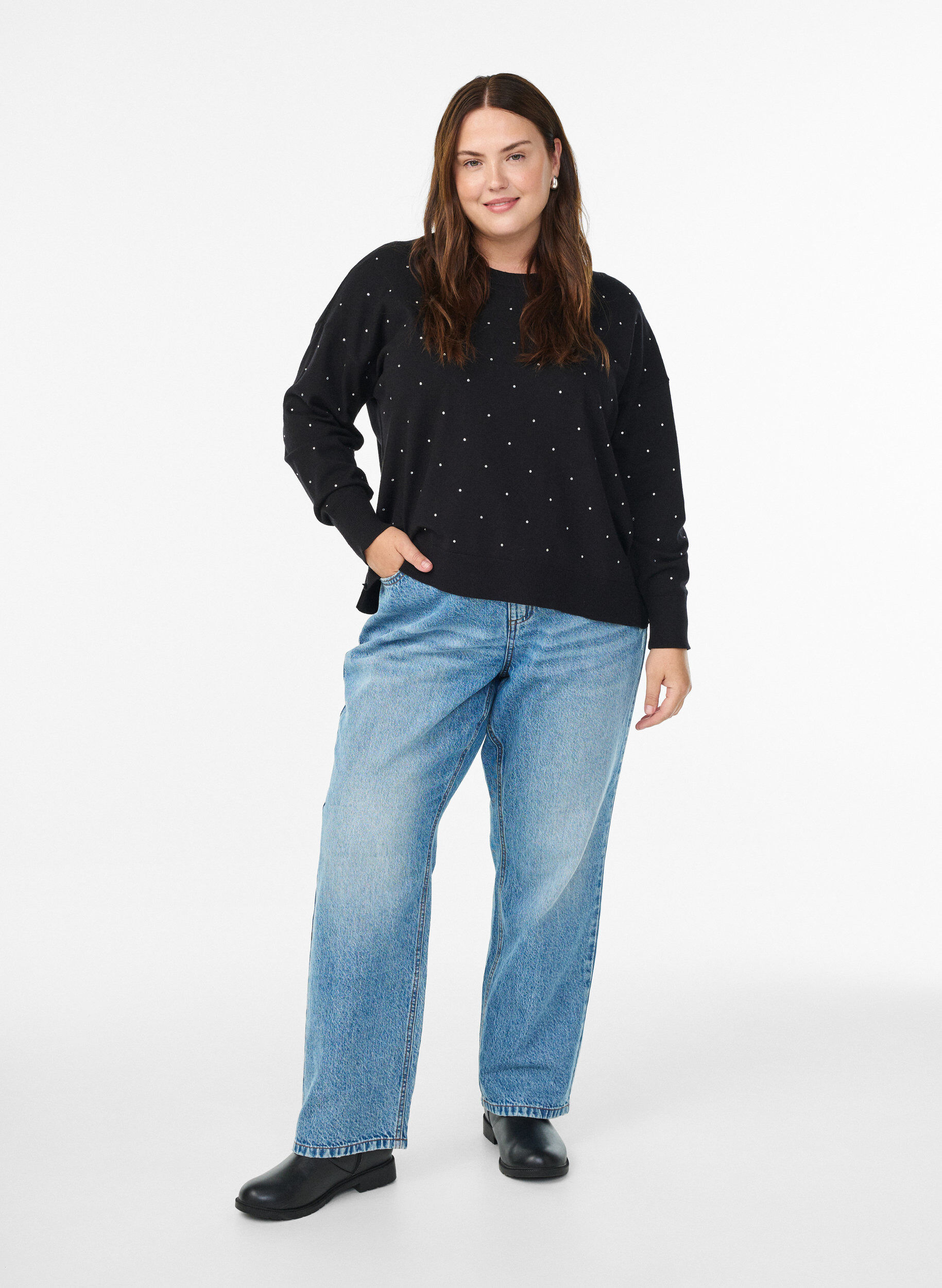 Zizzi Losse breisel blouse met rhinestones, Zwart, Model image number 1