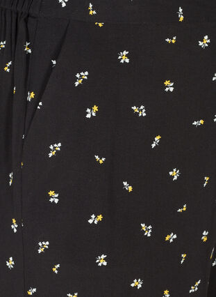 Bermuda shorts in viscose met print, Black AOP, Packshot image number 2
