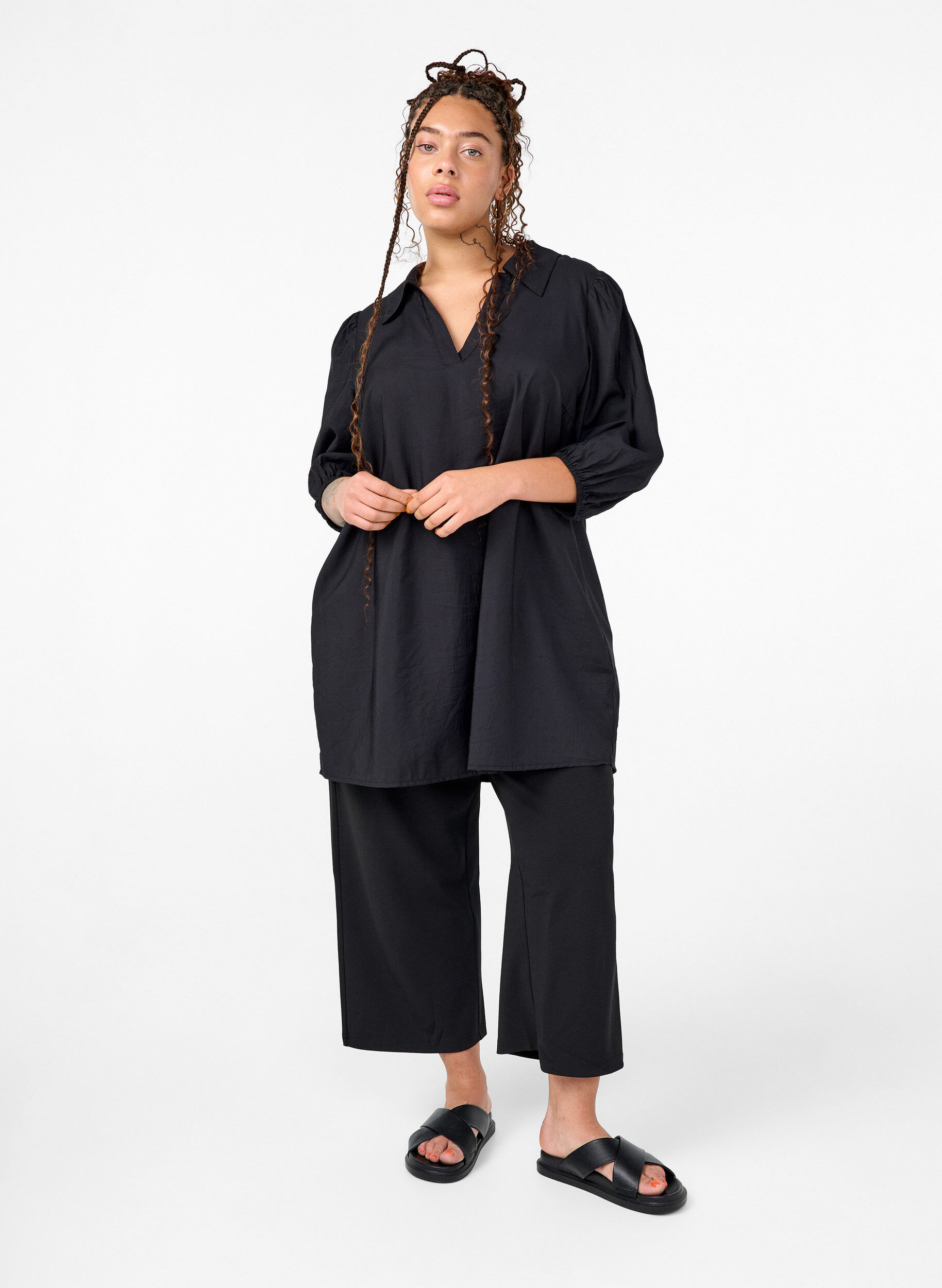 Zizzi Tuniek van viscose met V-hals en kraag, Black, Model image number 2