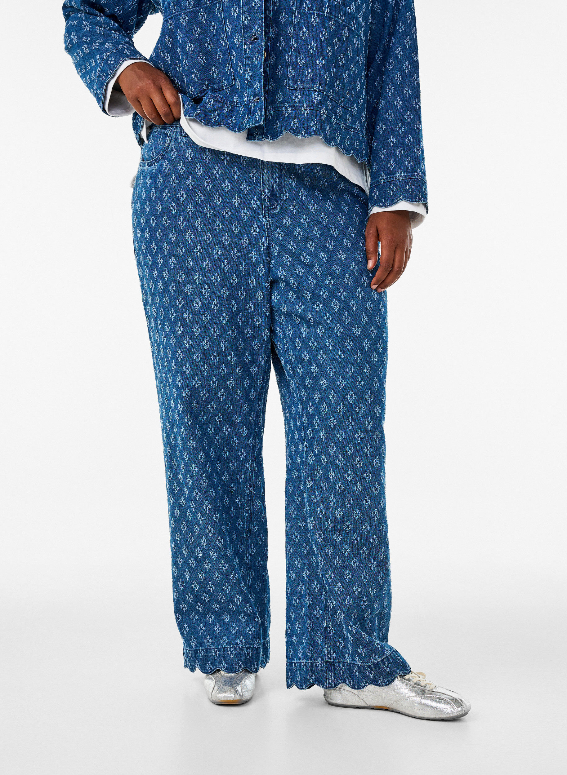 ZizziMyra jeans met wide fit en distressed patroon, Blauw, Model image number 2