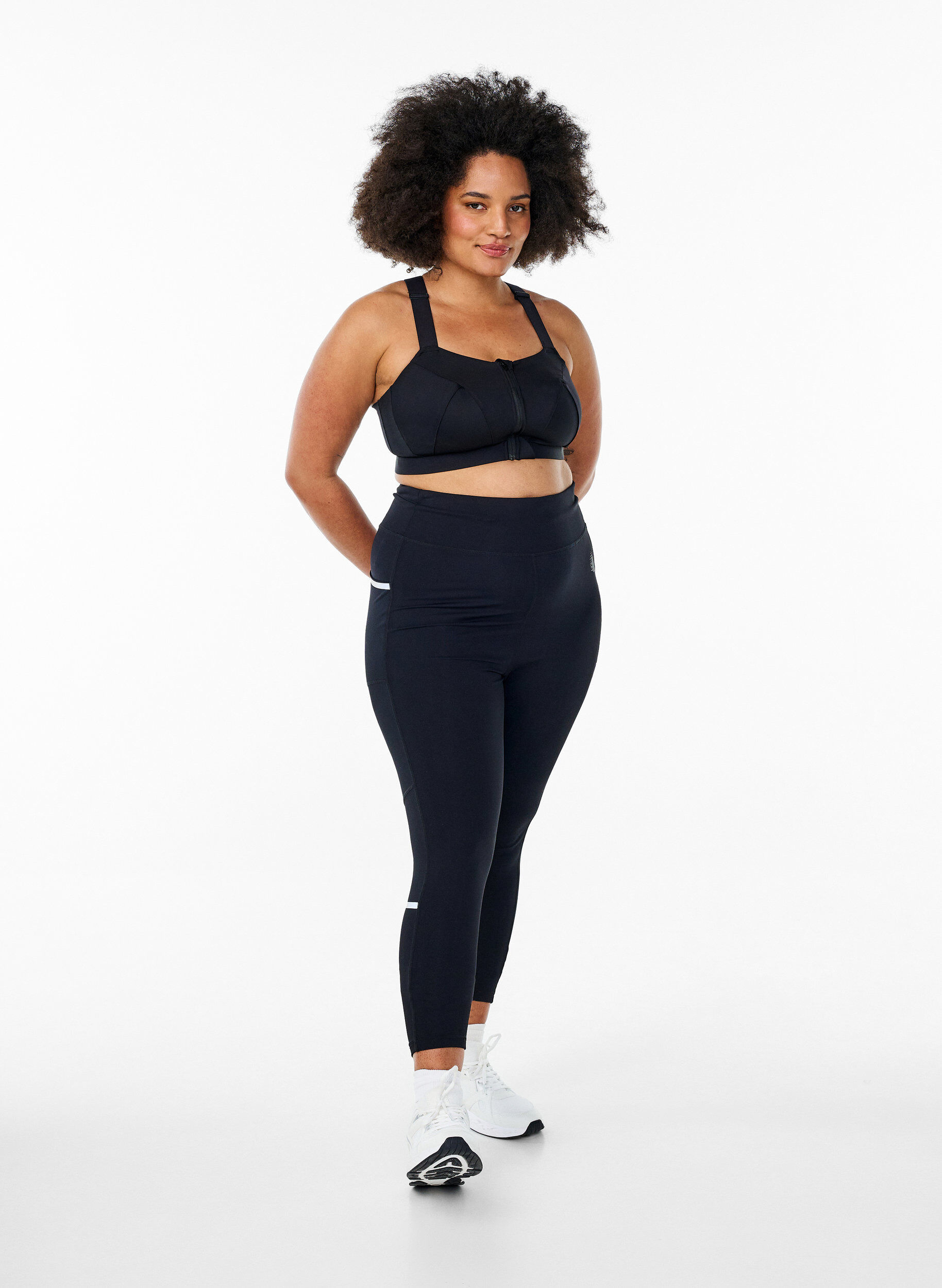 Zizzi Running tights met lichte compressie en zijzakken, Zwart, Model image number 1