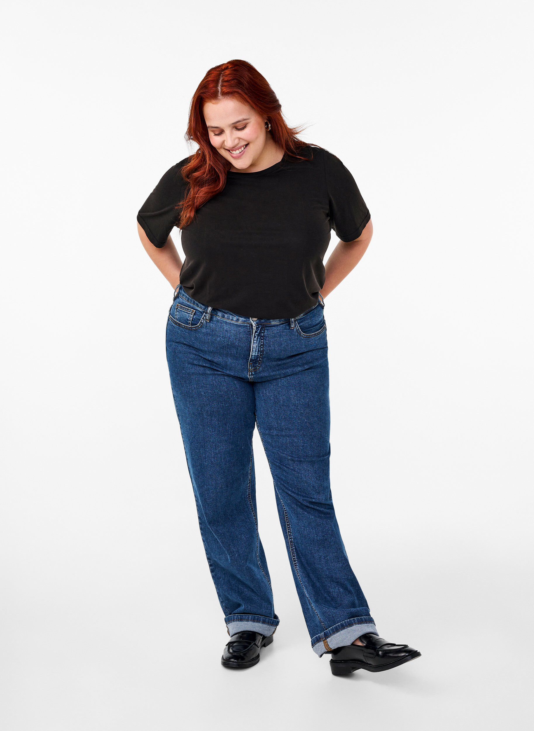 Zizzi T-shirt van Tencel &trade; Modal met ronde hals, Zwart, Model image number 1