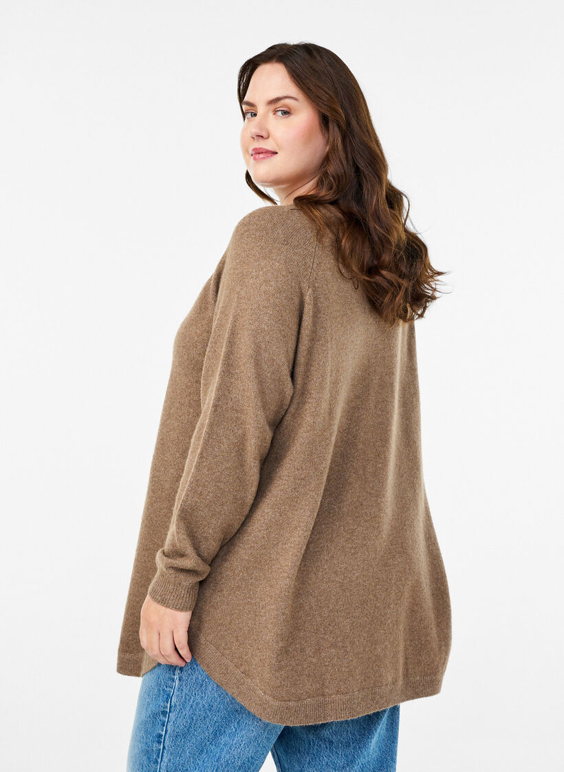 Lange gebreide blouse met balknopen, Bruin, Model image number 2
