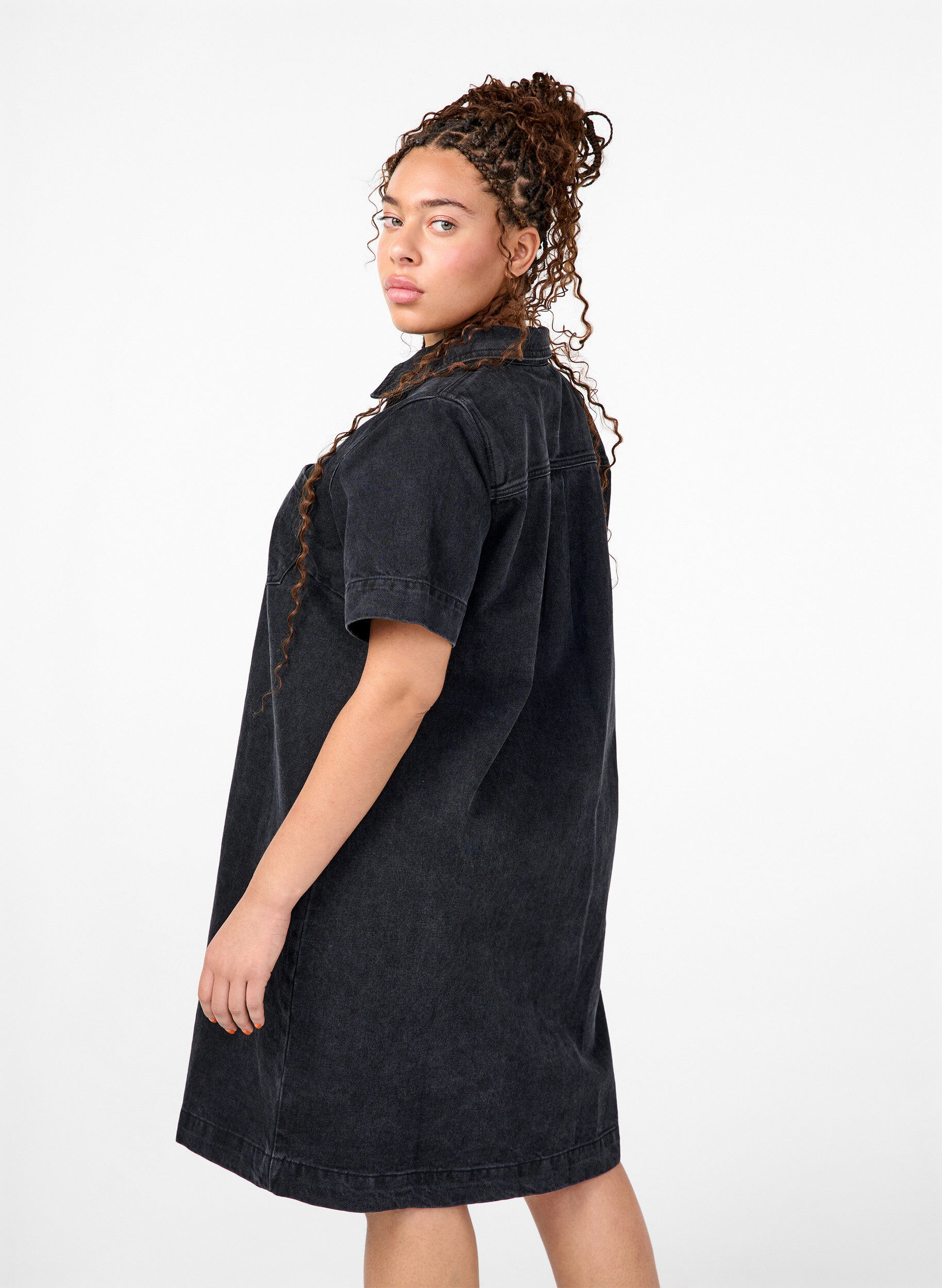 Zizzi Lang denim shirt met korte mouwen, Grey Washed, Model image number 1