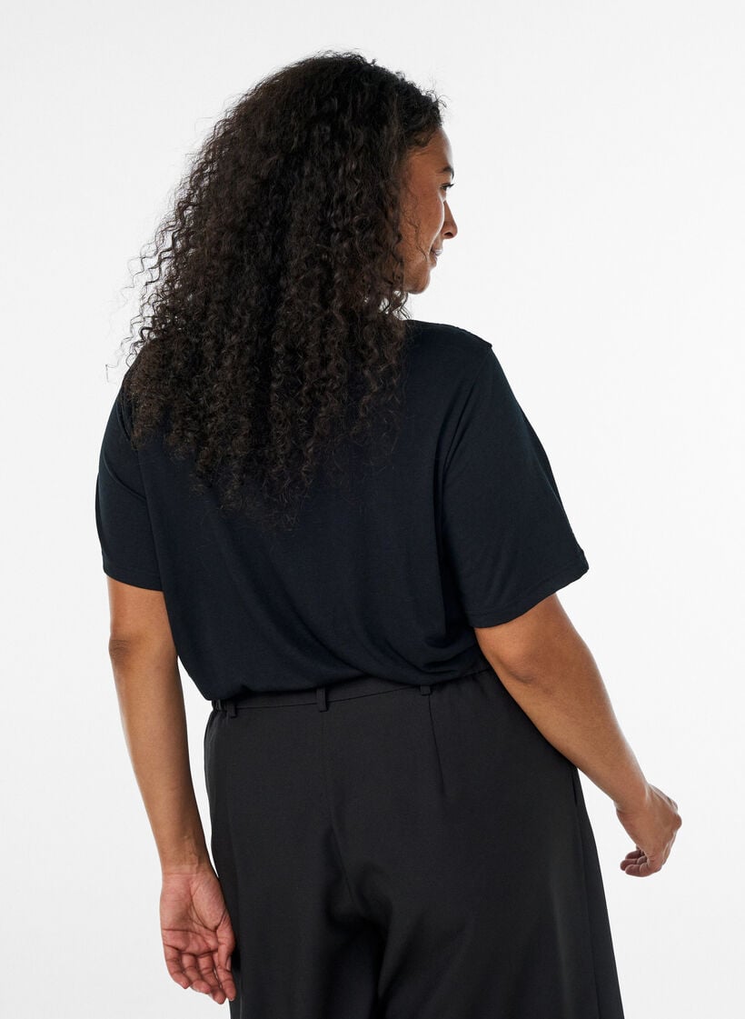 Blouse met kanten inzetstuk en ballonmouwen, Zwart, Model image number 2