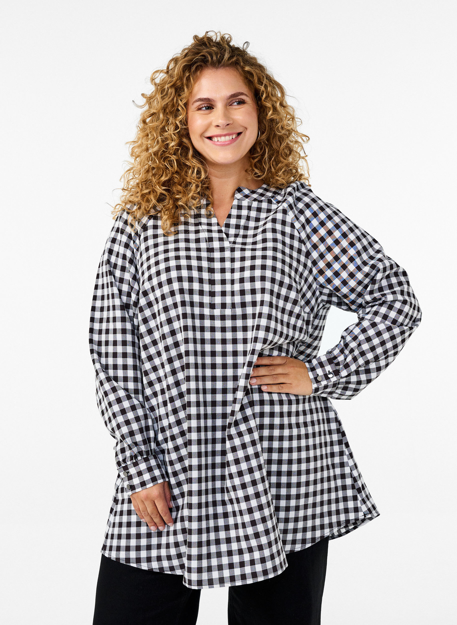 Zizzi Geruite tuniek met V-hals, Black/W. Gingham, Model image number 0