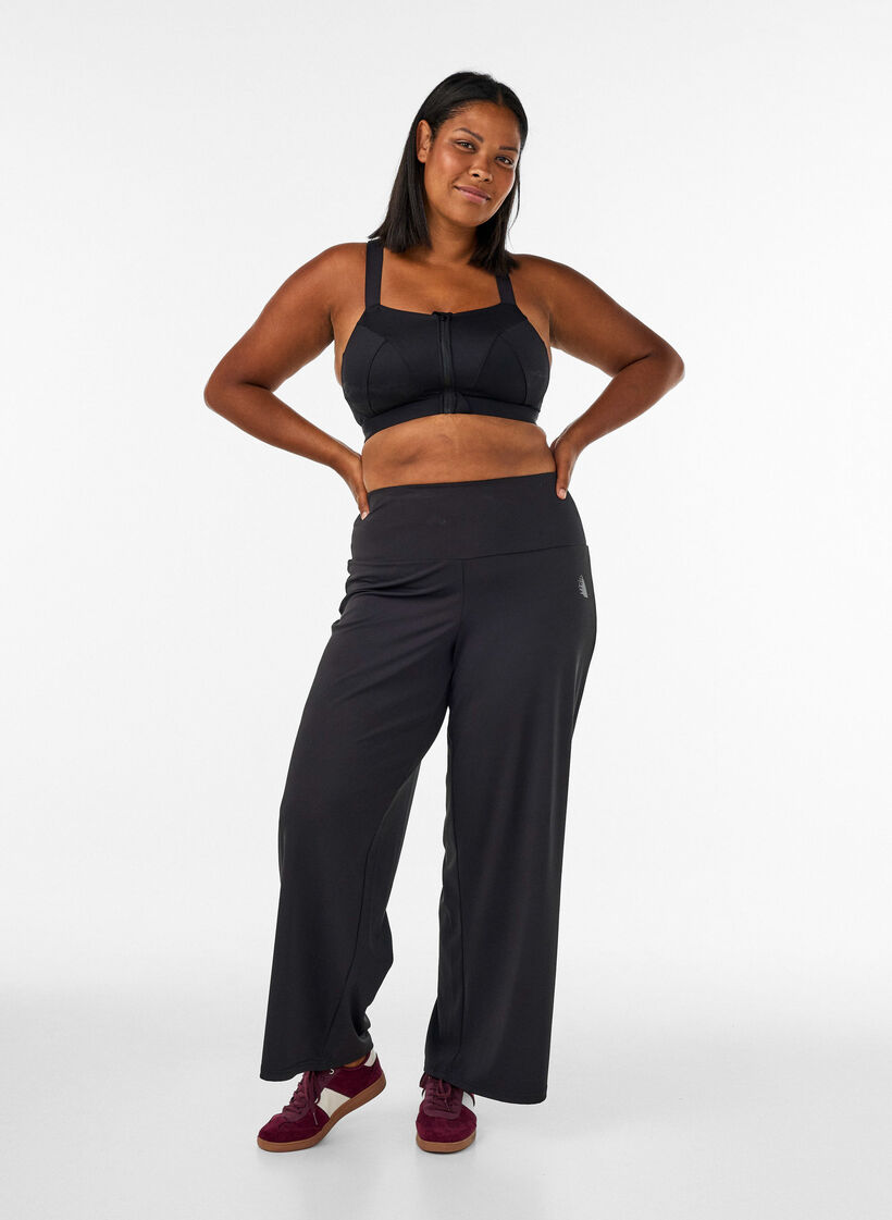 Wide fit trainingsbroek, Zwart, Model image number 1
